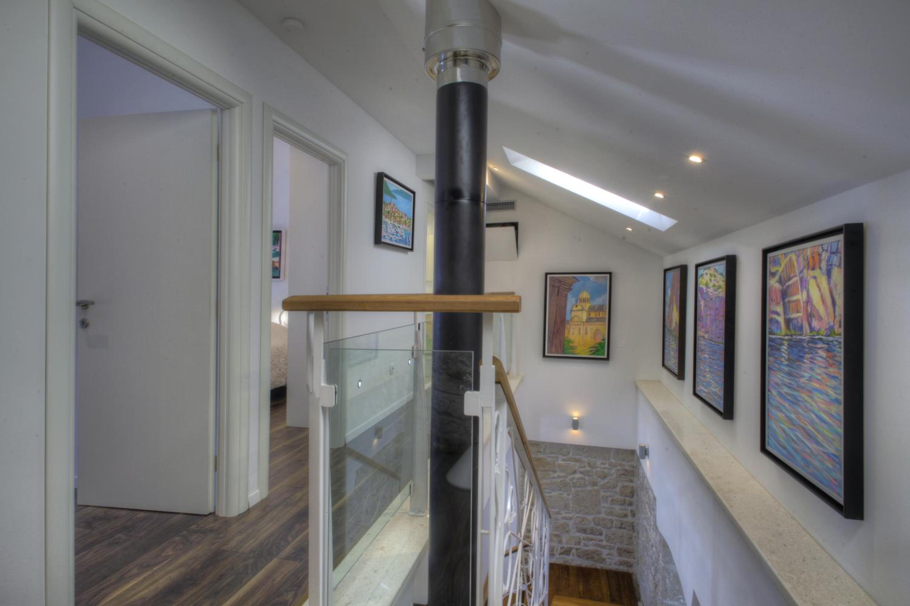 Two-Bedroom Townhouse photo 3