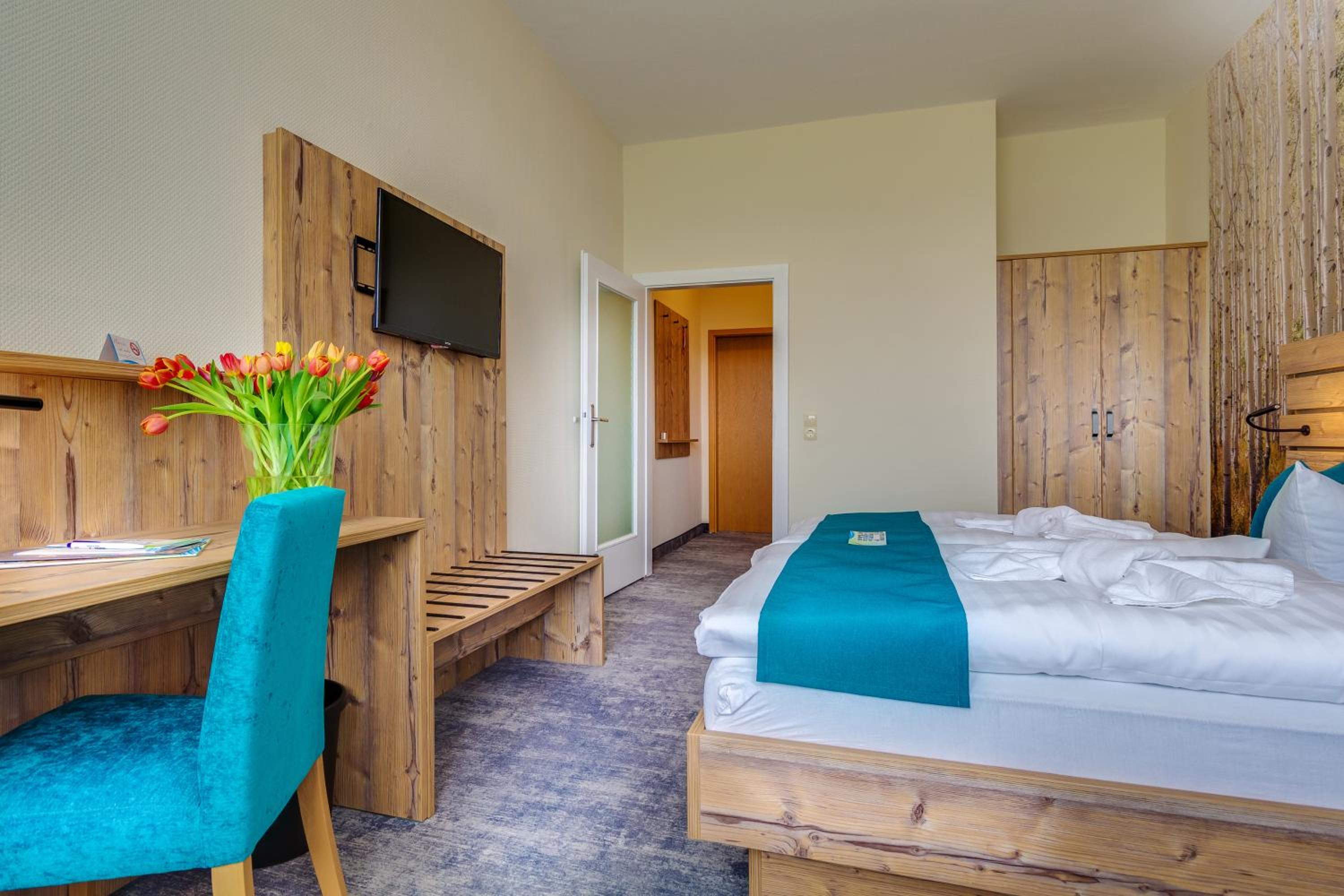 Double Room with Extra Bed - Photo 4