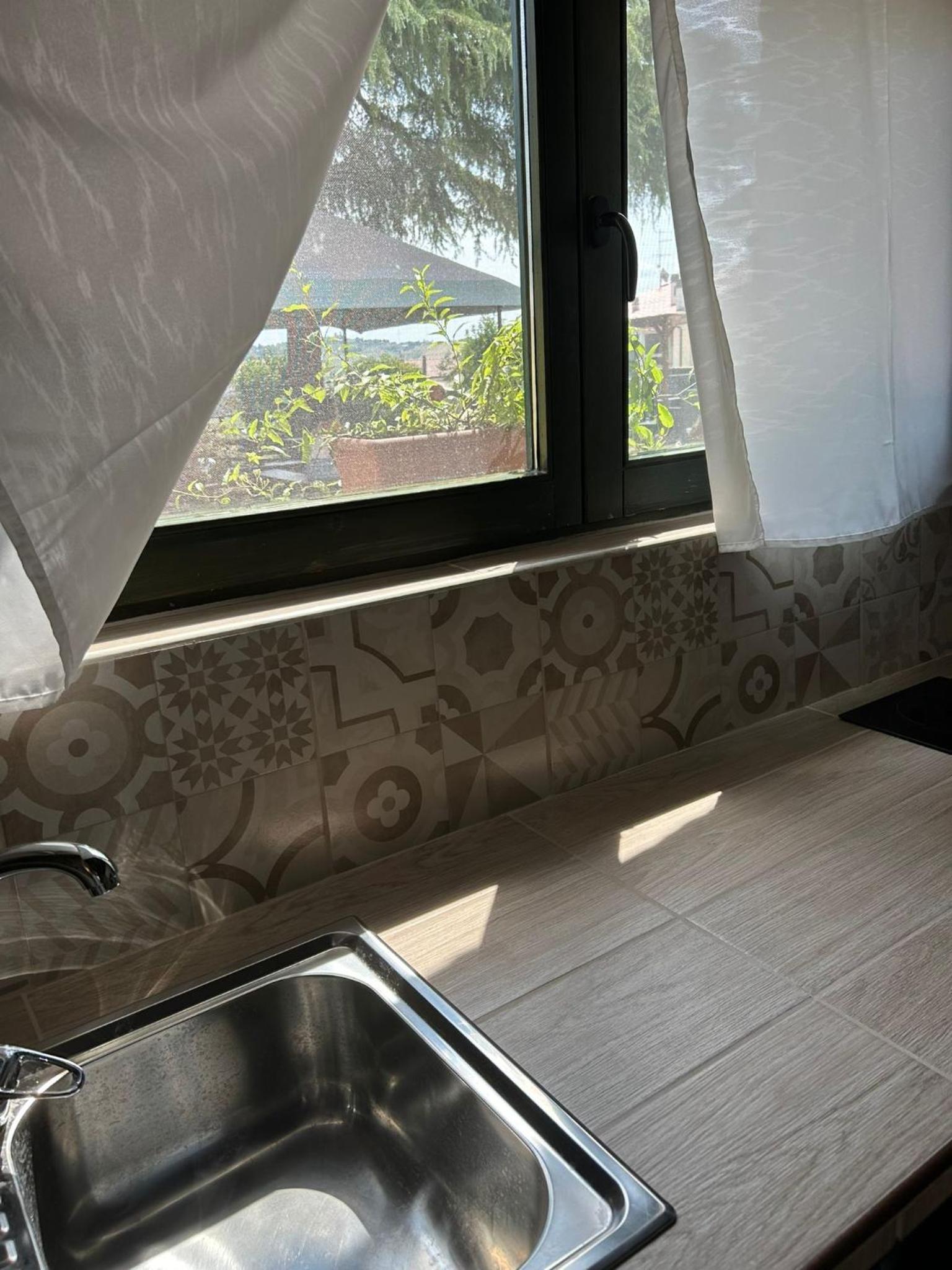 Suite with Pool View - Photo 2