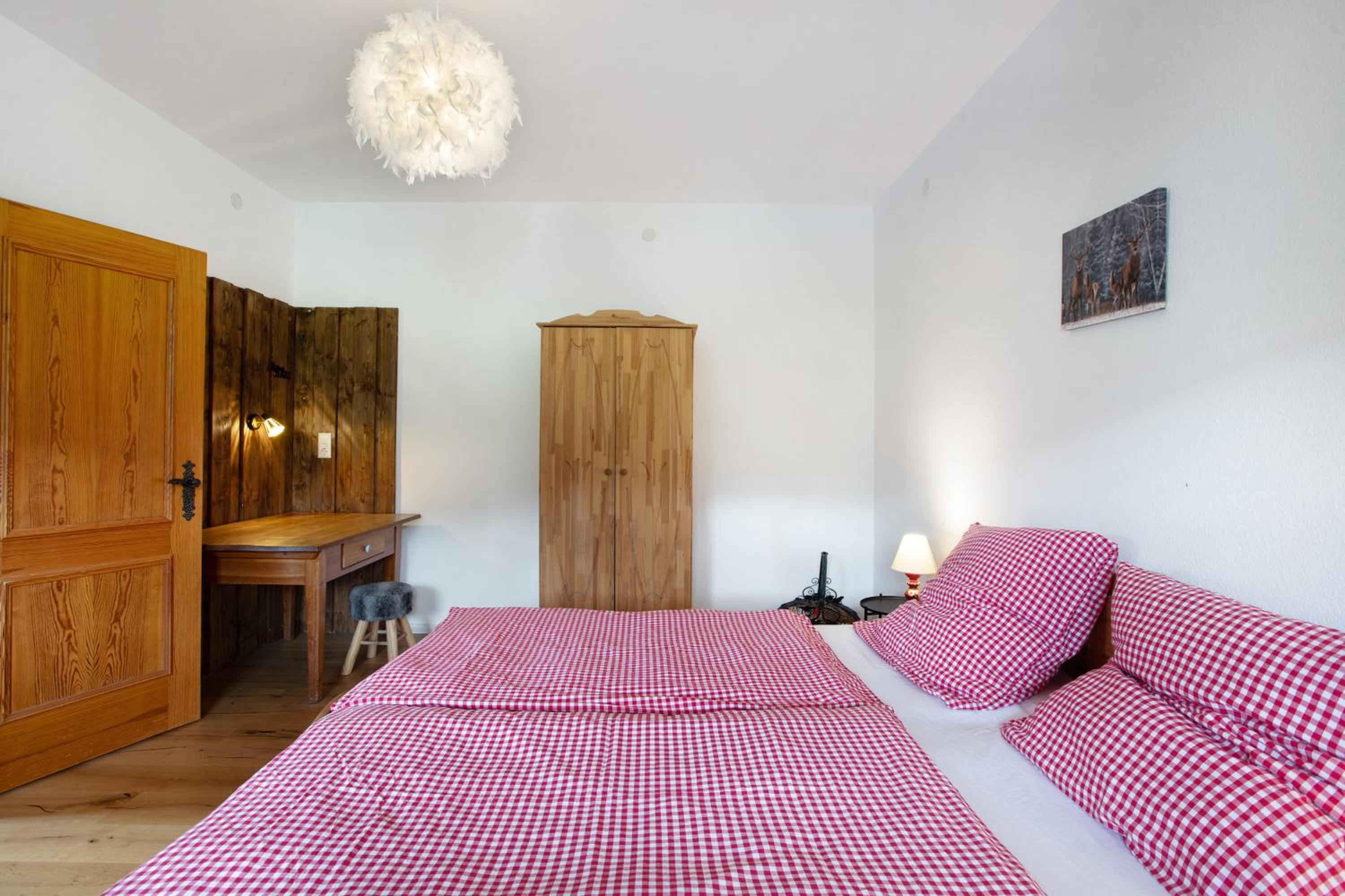 Two-Bedroom Deluxe Apartment with Balcony photo 2
