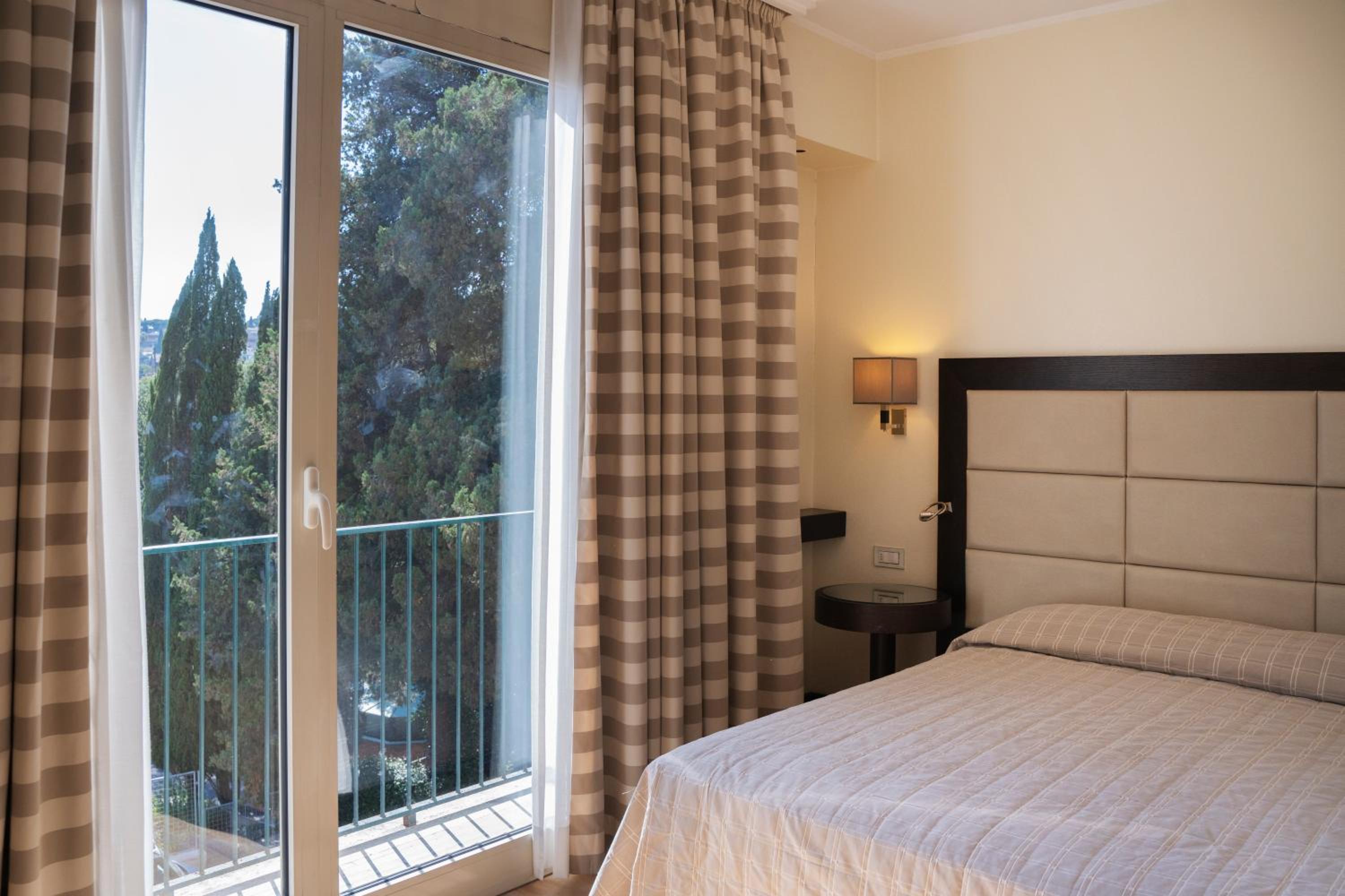 Double Room (1 Adult) photo 3
