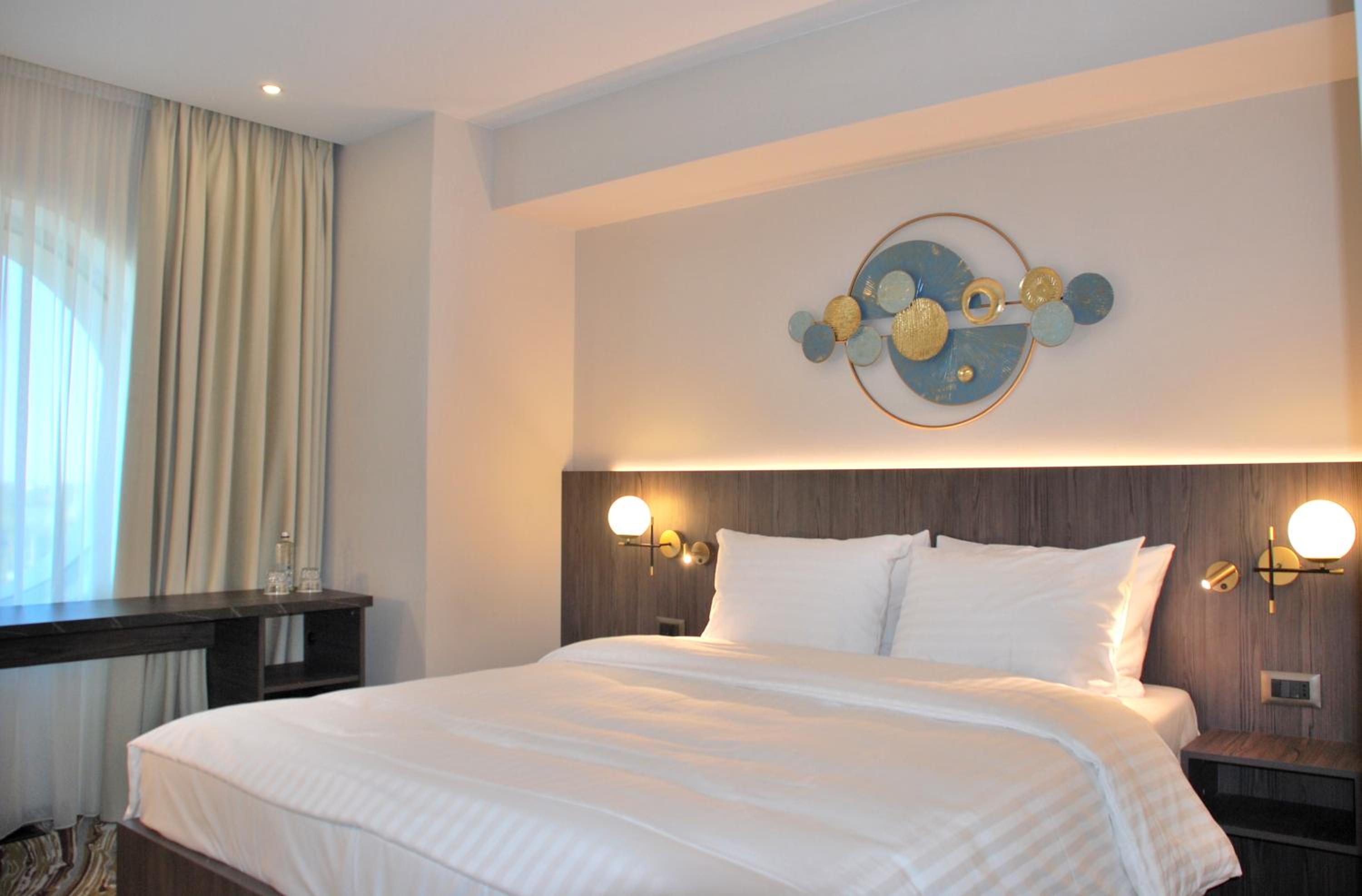 Standard Queen Room - Photo 3