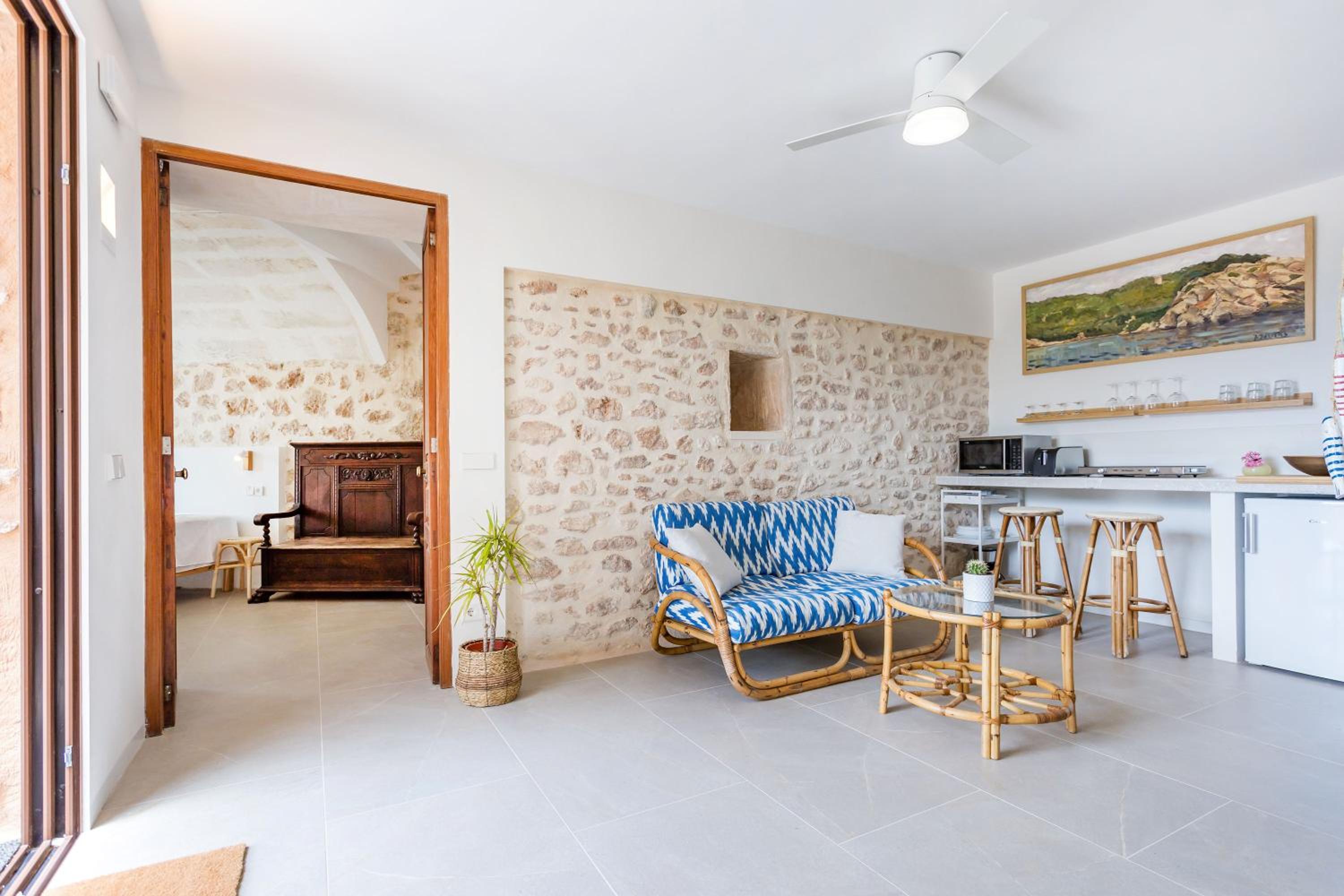 Apartamento de Dos Habitaciones con Terraza