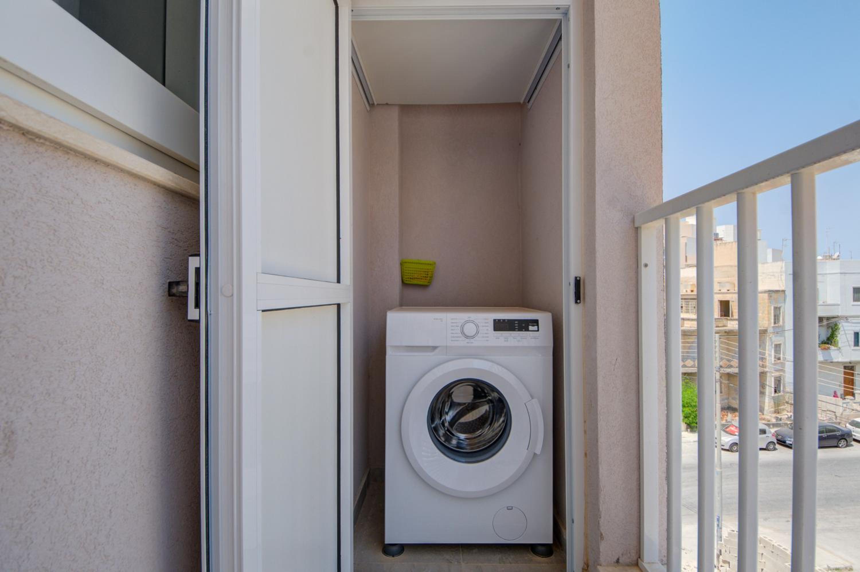 Two-Bedroom Apartment with Balcony photo 1