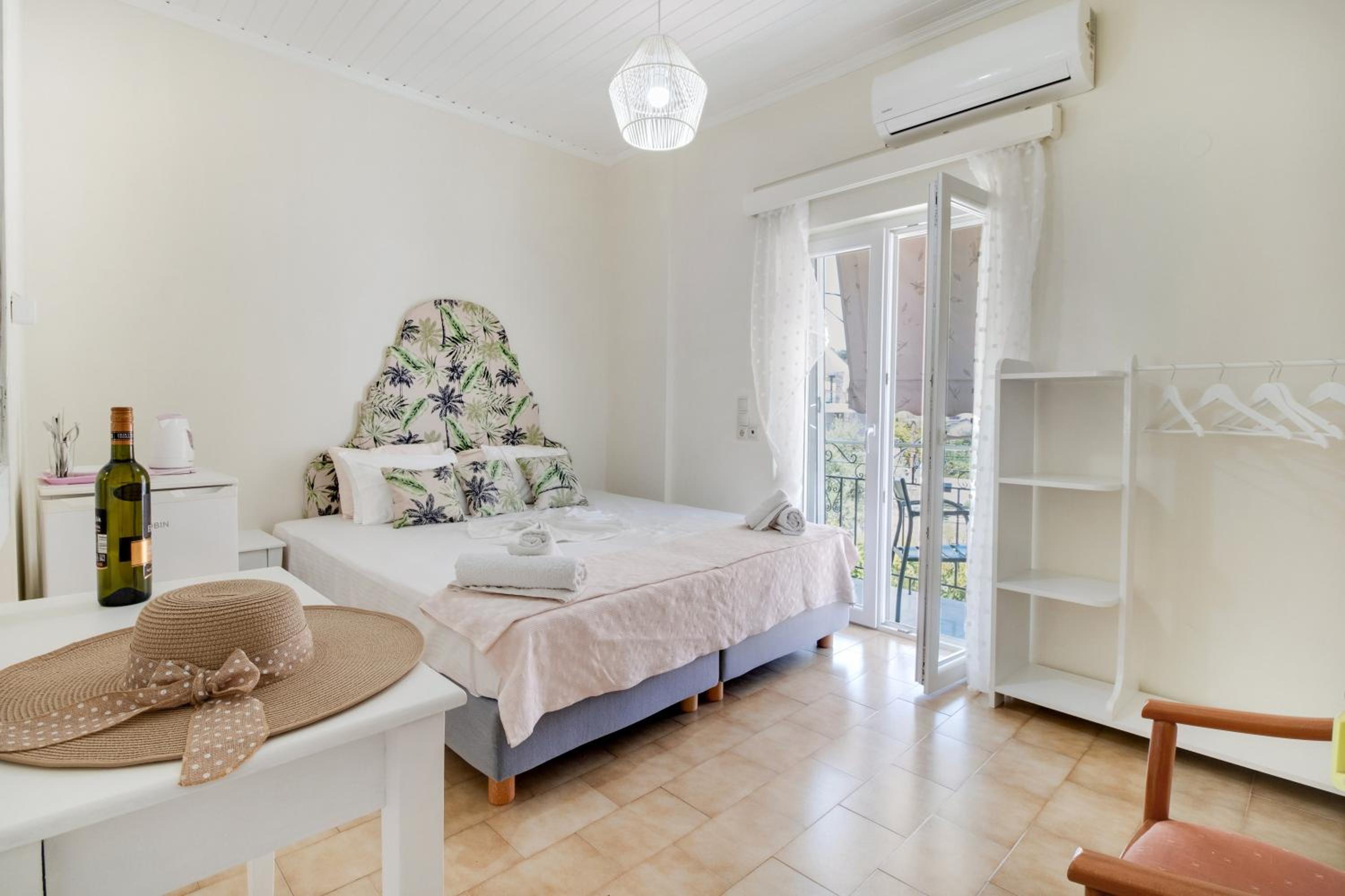 Double Room with Garden View photo 1