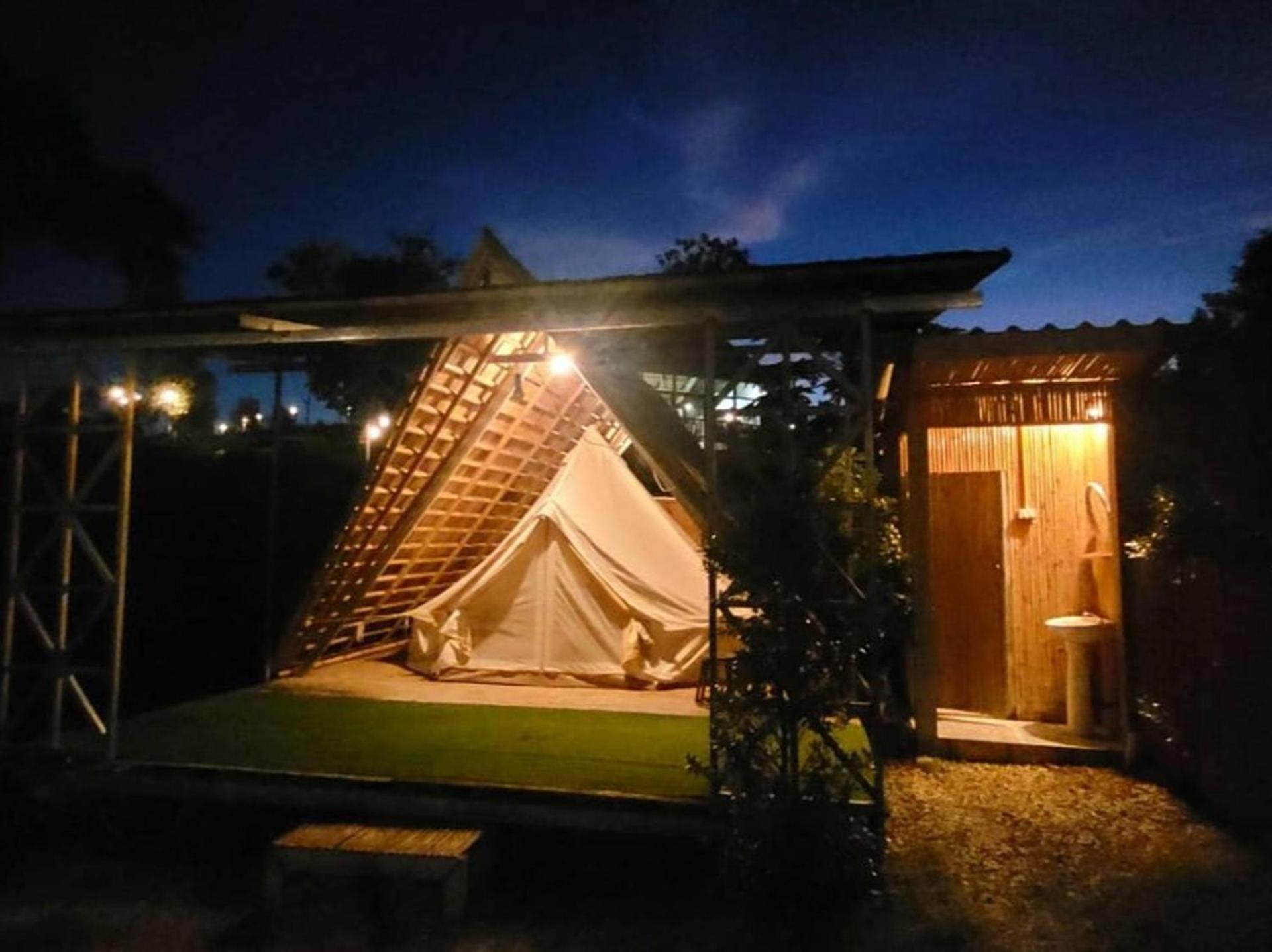 Double Room with Private Bathroom photo 2