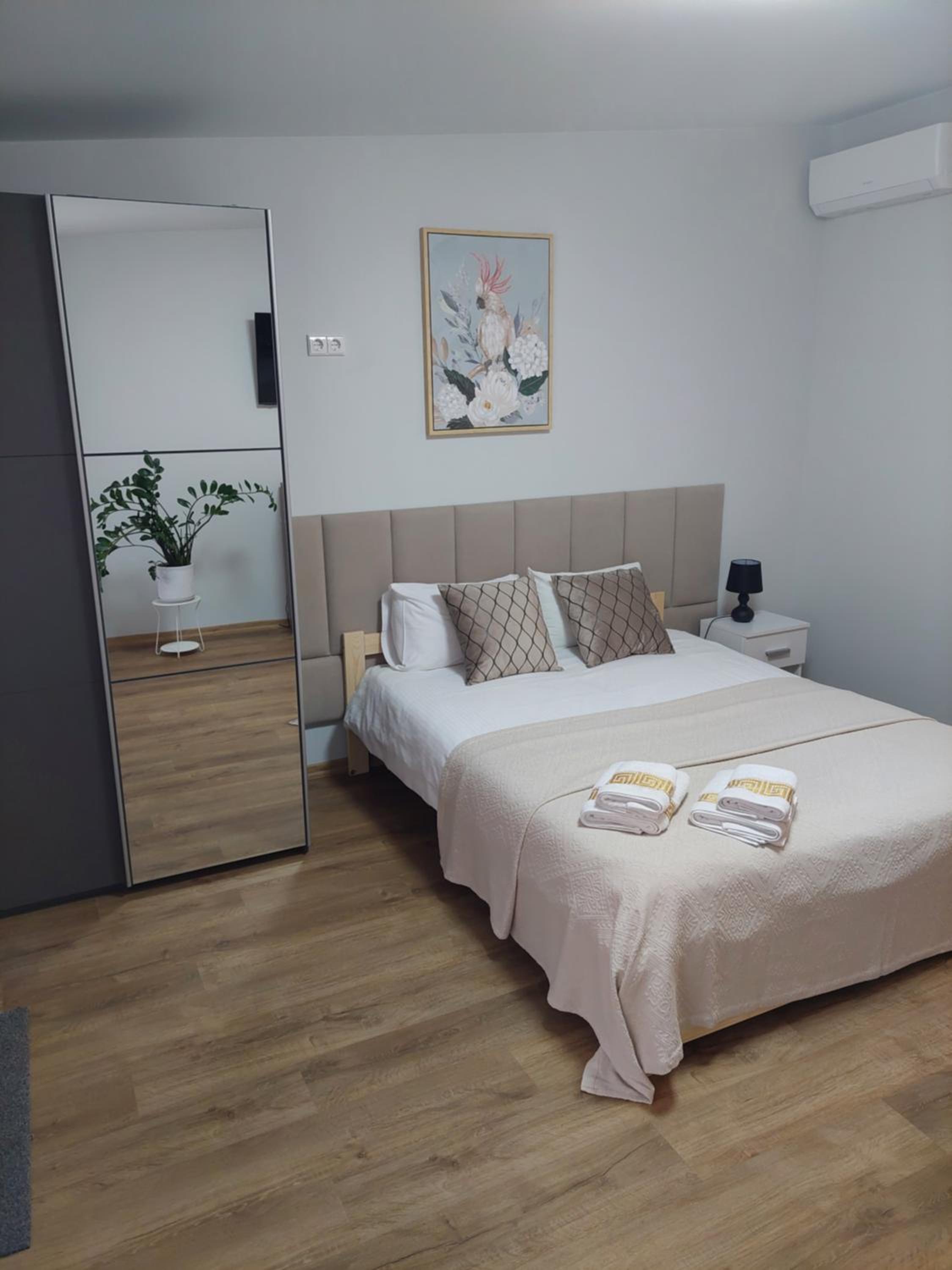 Large Twin Room