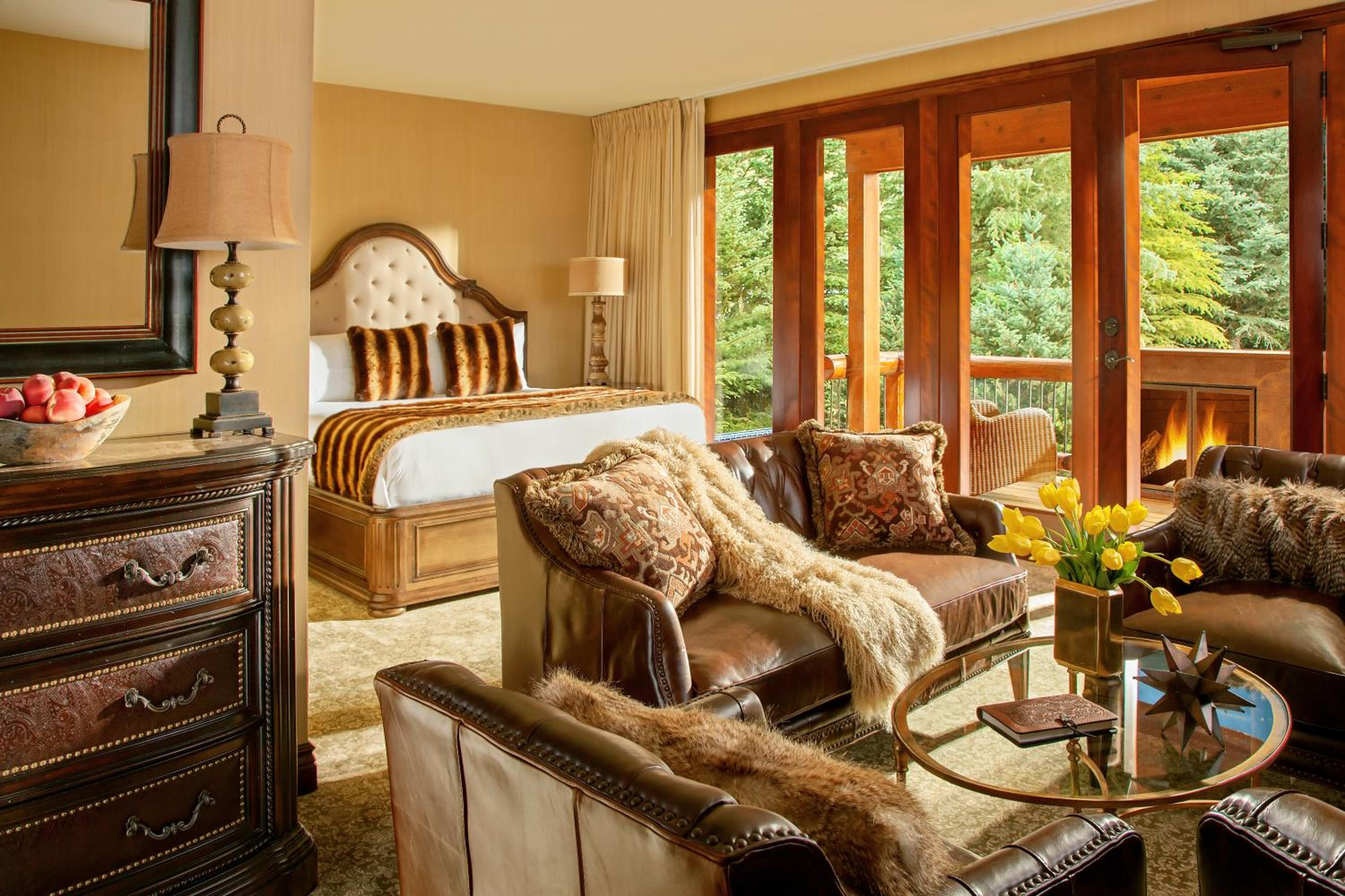 Two-Bedroom Suite photo 3