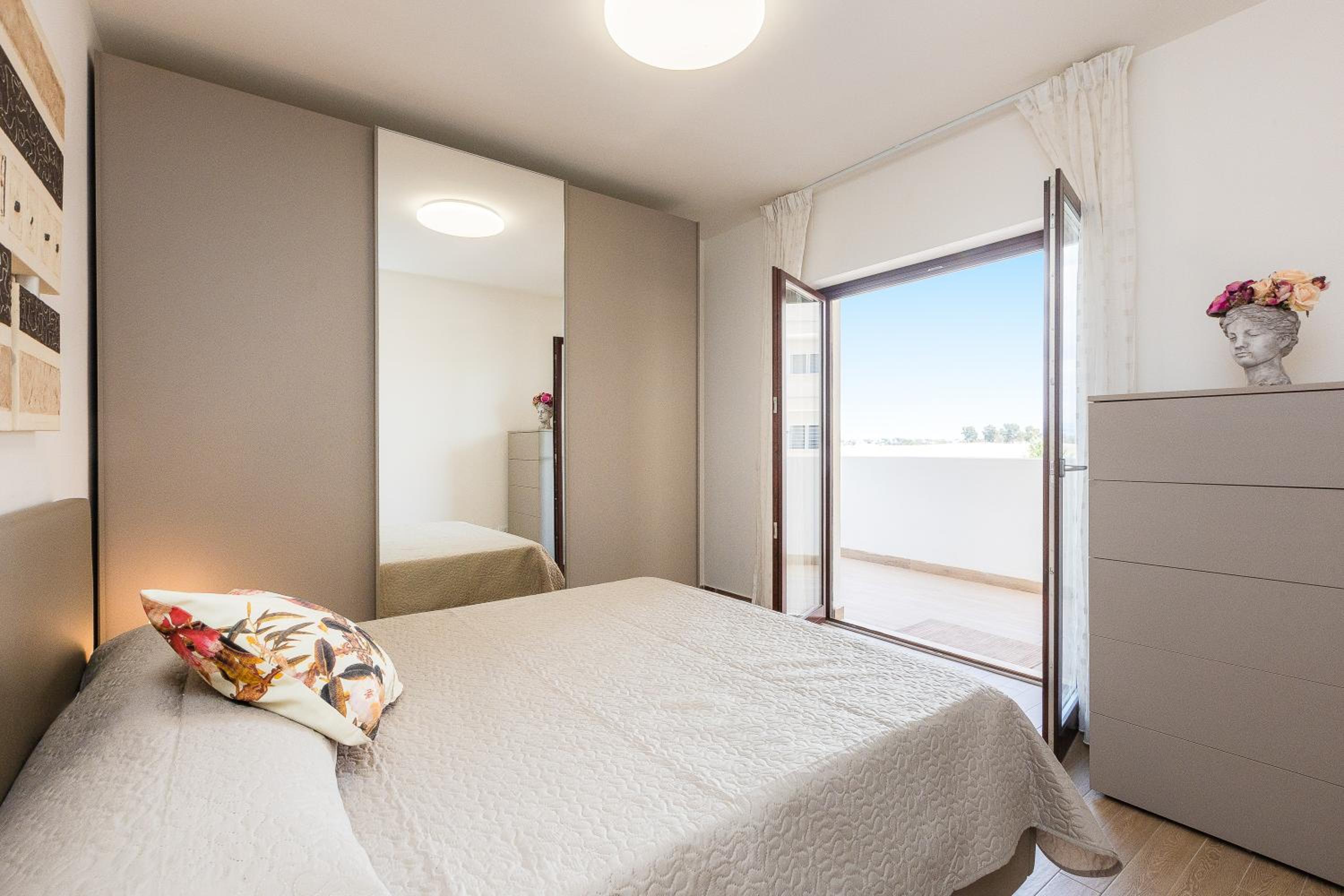 Superior One-Bedroom Apartment with Balcony photo 1