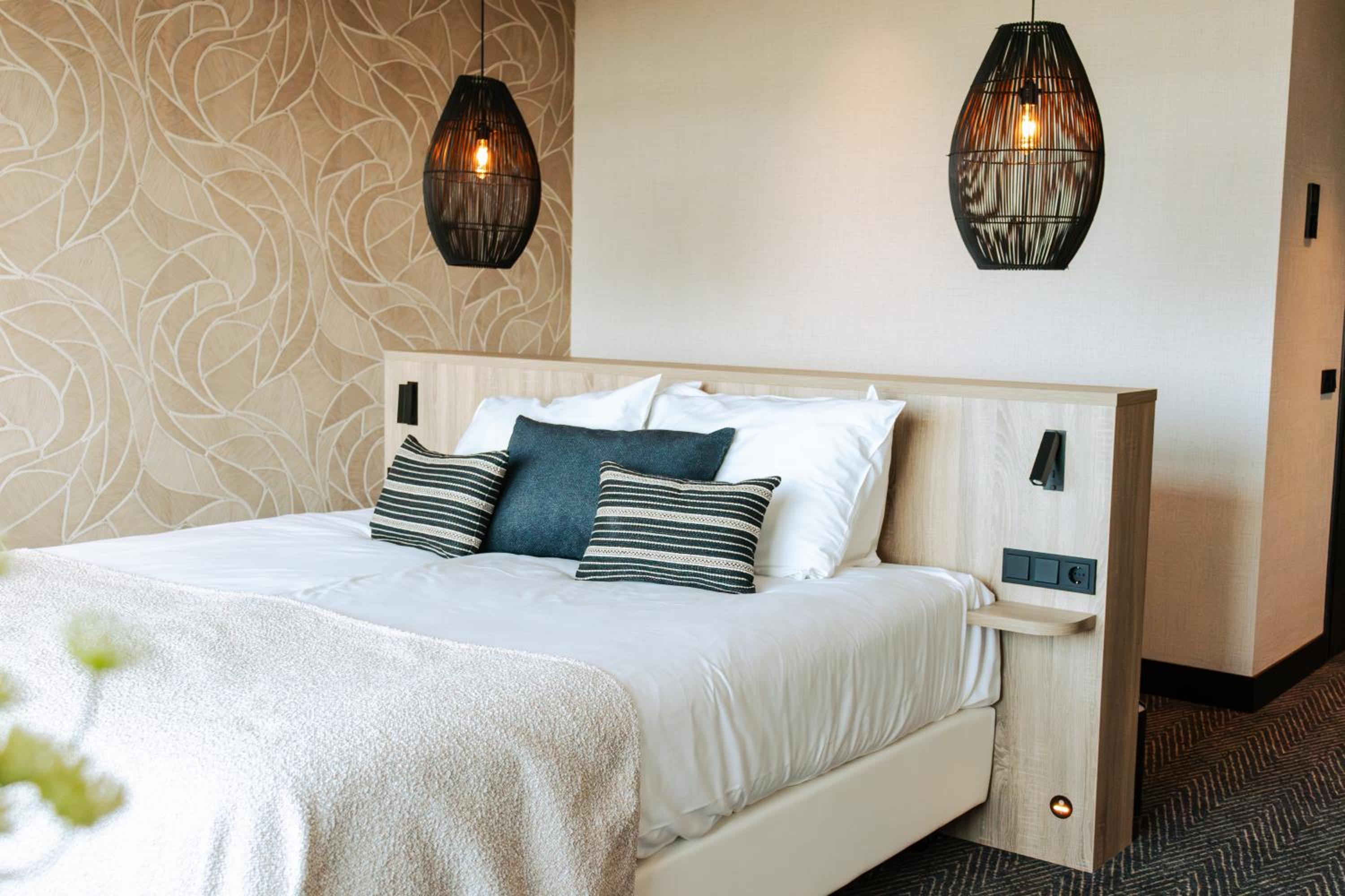 Deluxe Room - Photo 4