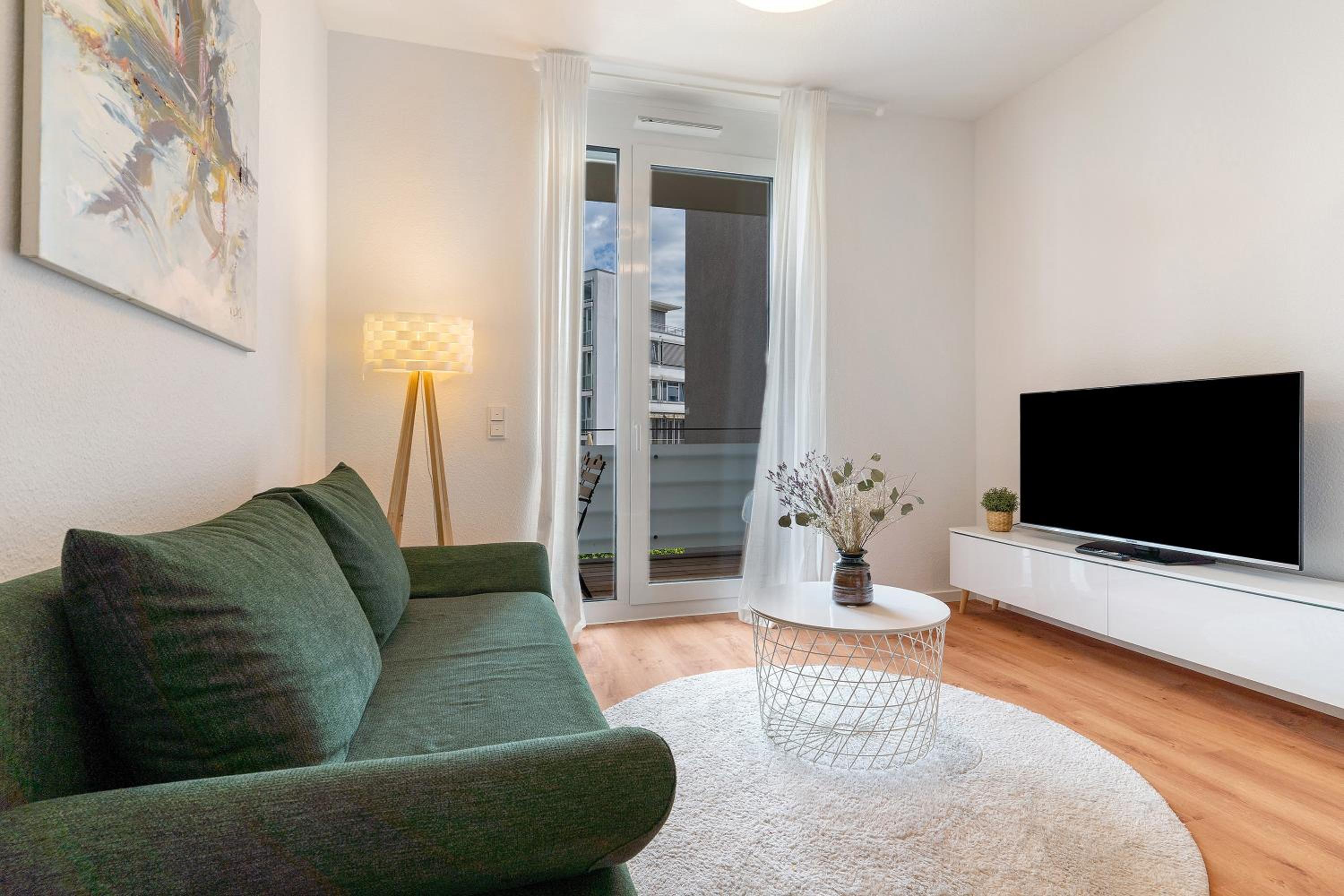Superior One-Bedroom Apartment with Balcony