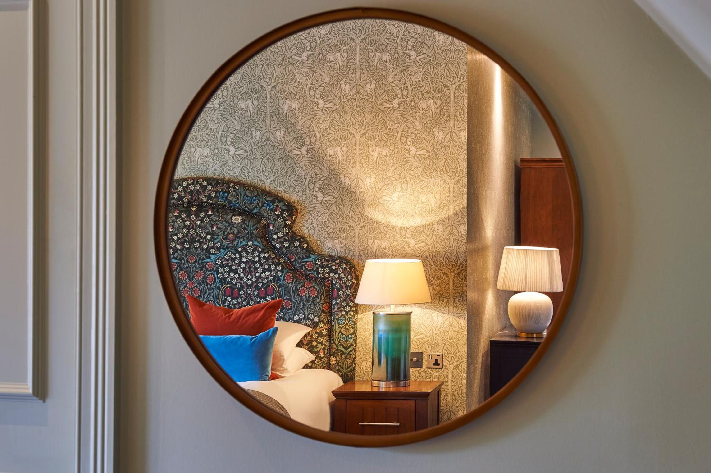 Suite - Photo 15