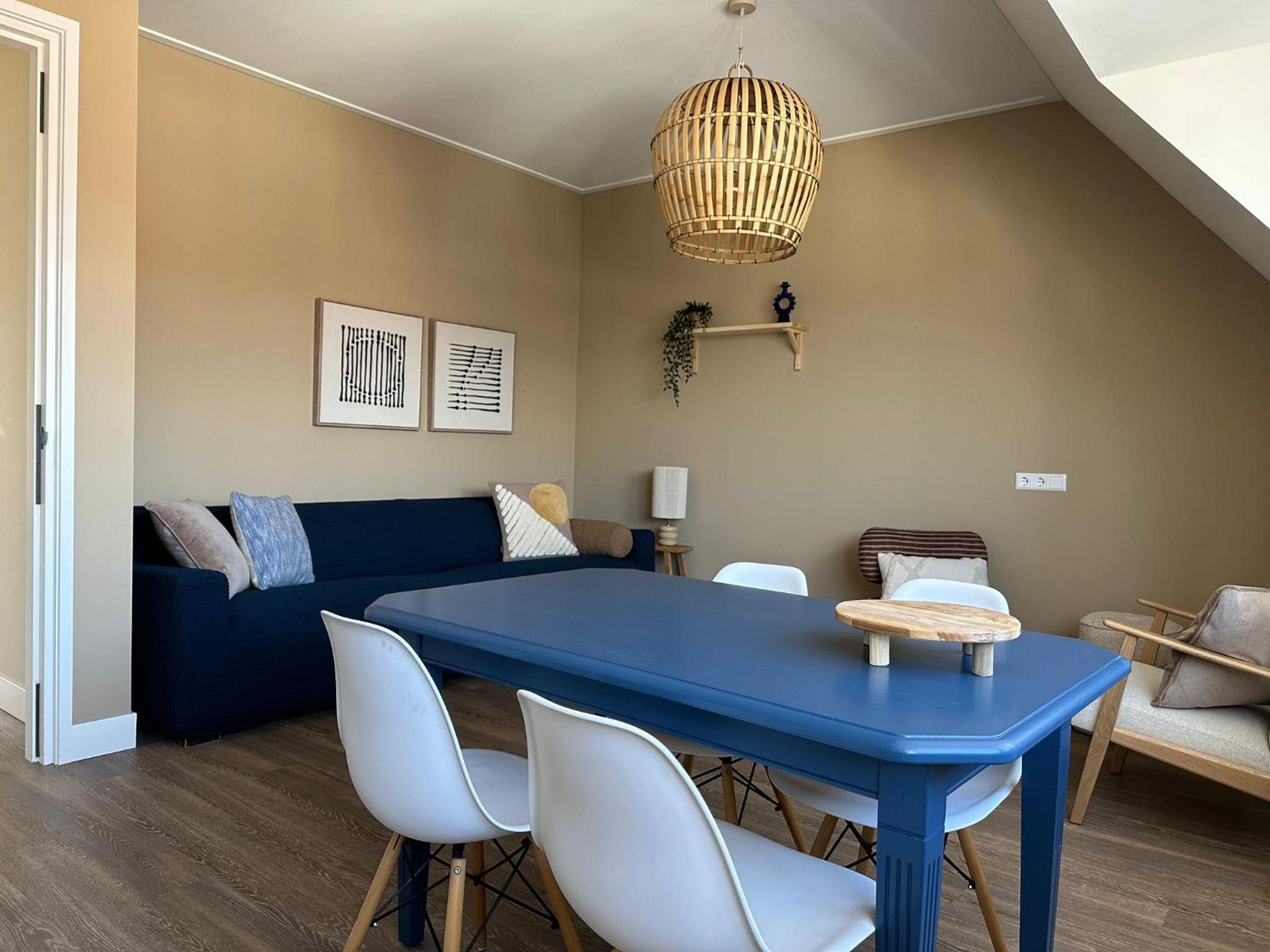 Two-Bedroom Apartment with Balcony photo 3