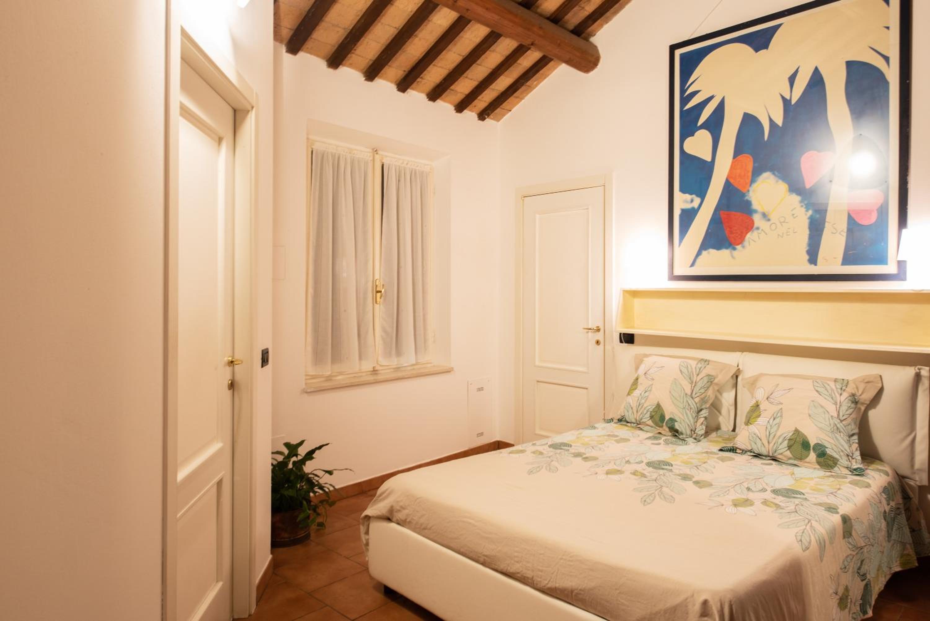 Two-Bedroom Deluxe Apartment with Garden View