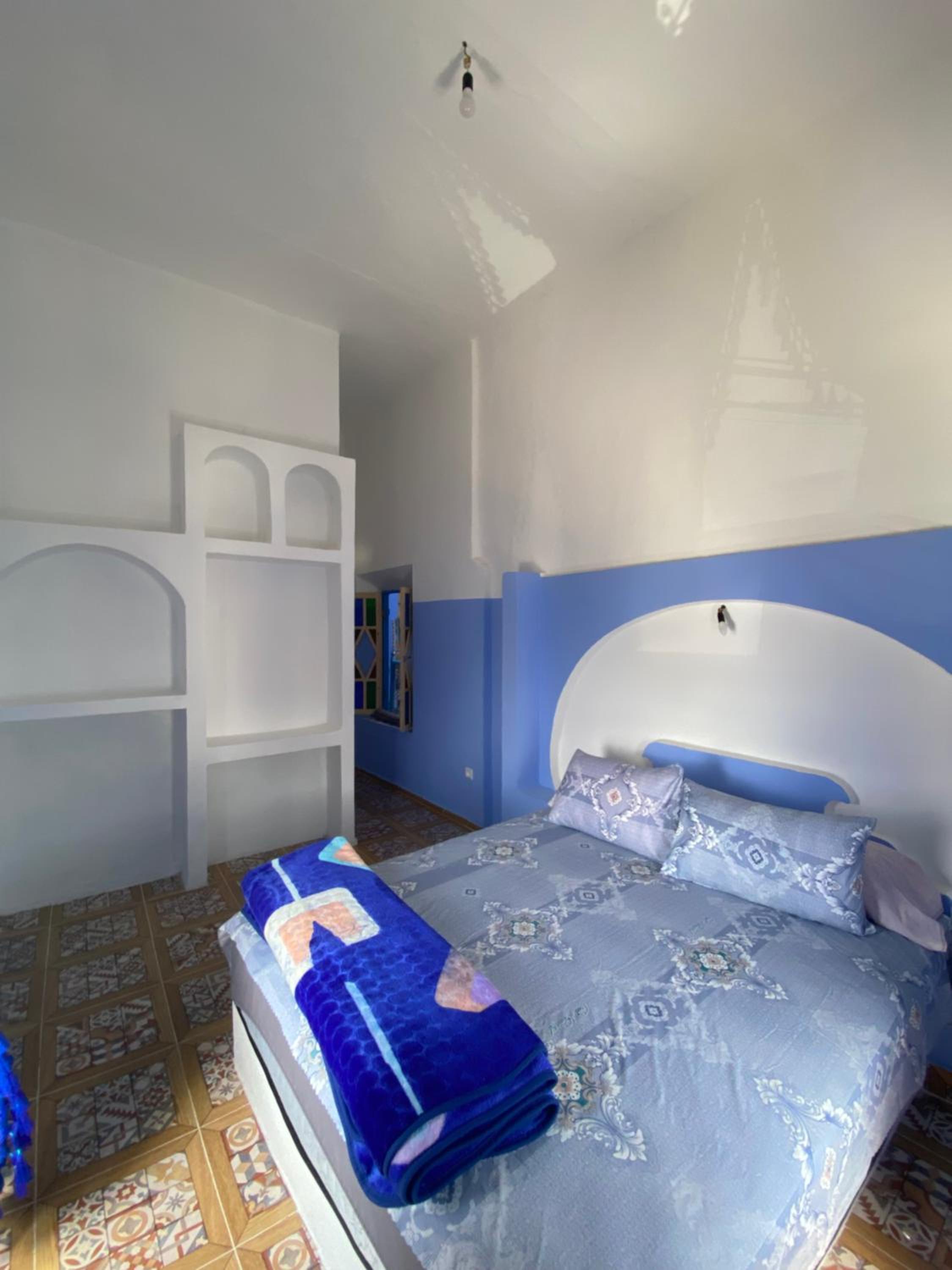 Deluxe Room - Photo 6