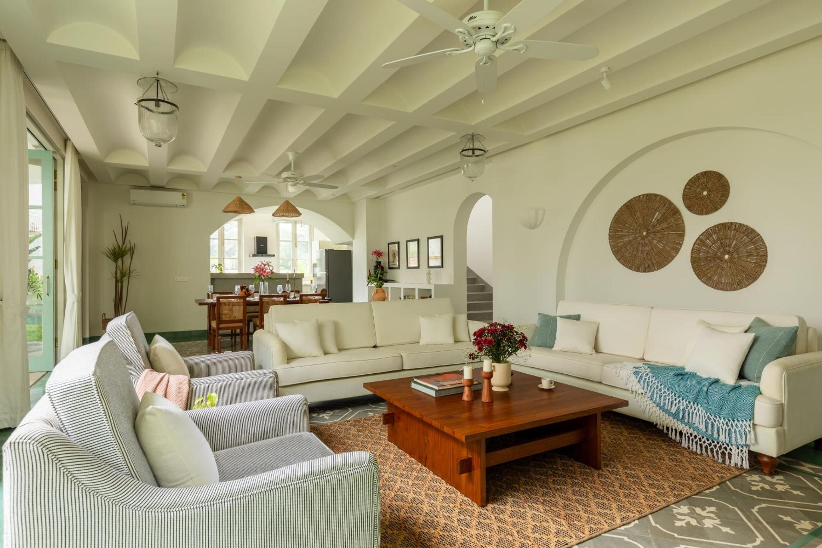 La Rozalia-05|Cook Avl|Full Power Backup photo 1