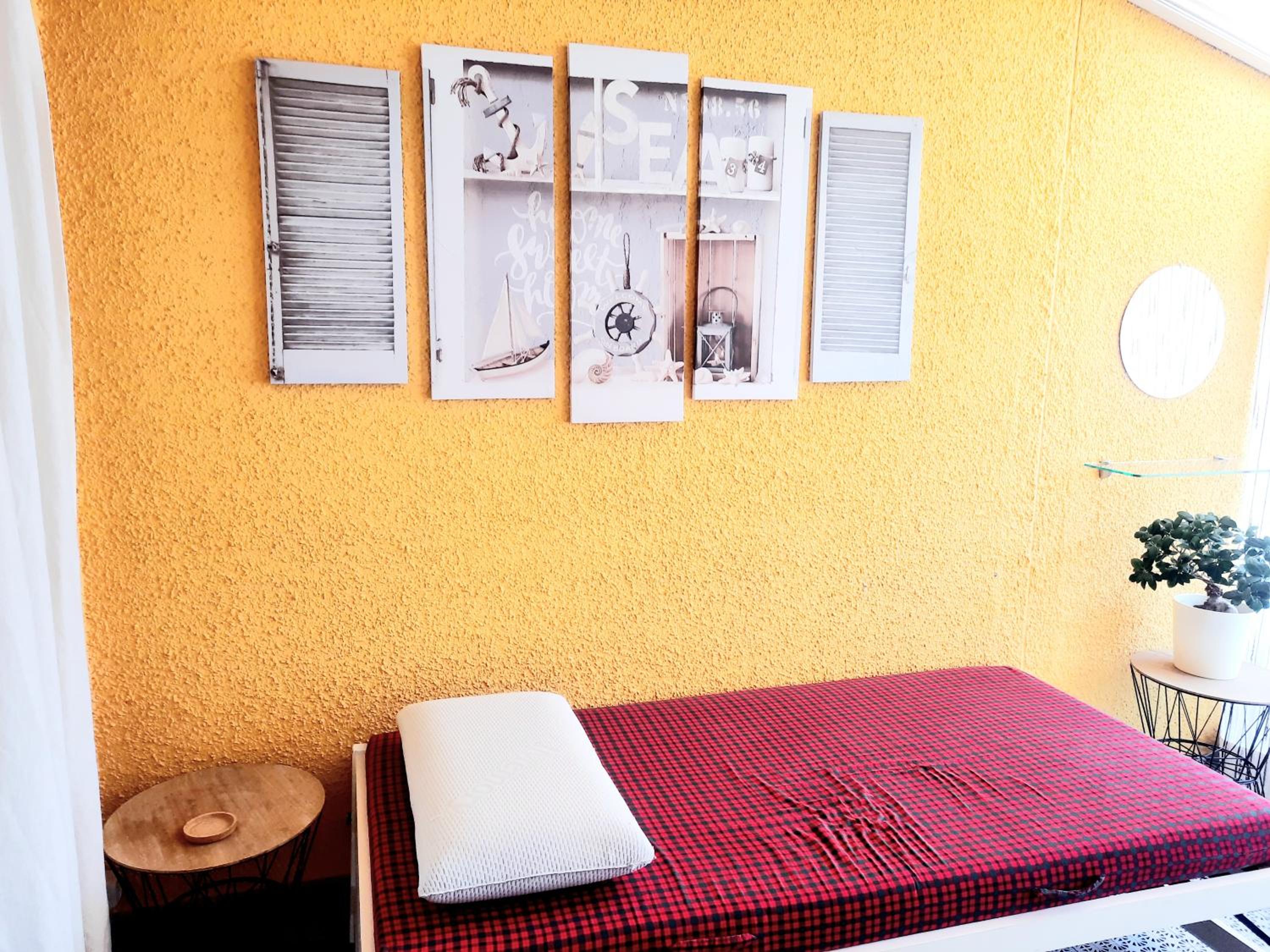Single Room with Private External Bathroom photo 2