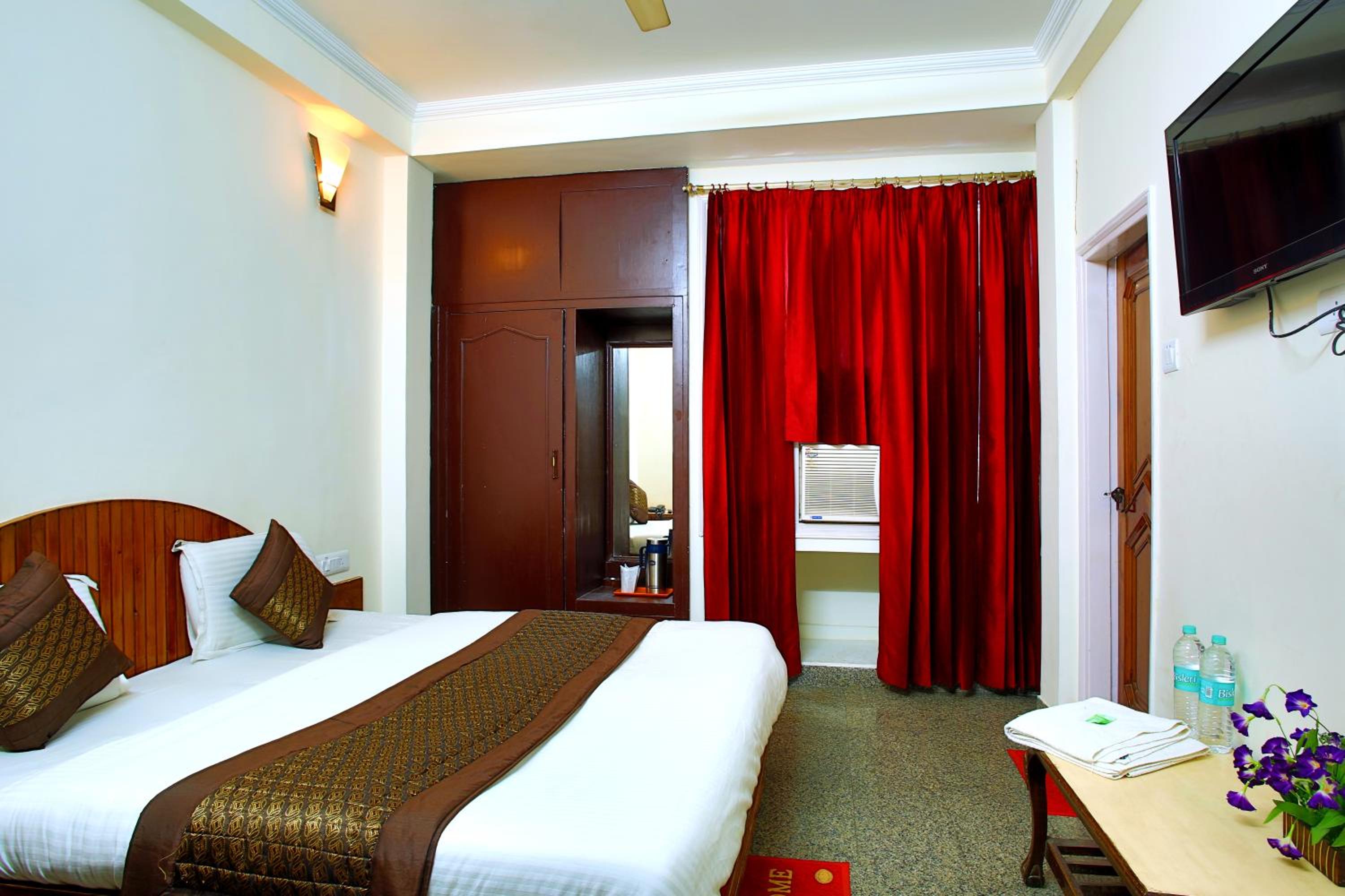 Deluxe Double Room - Photo 1
