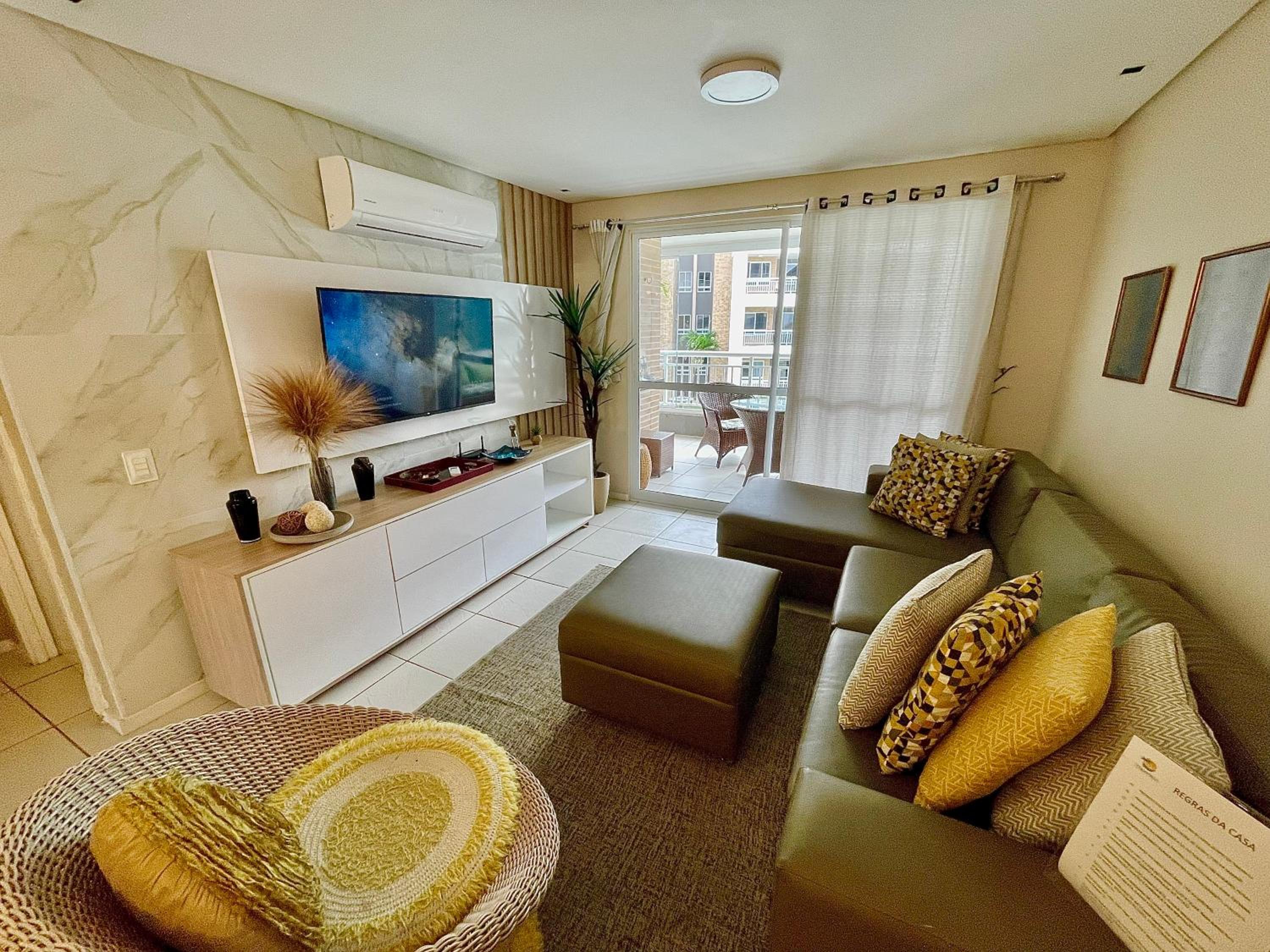 Three-Bedroom Premium Apartment with Balcony photo 3