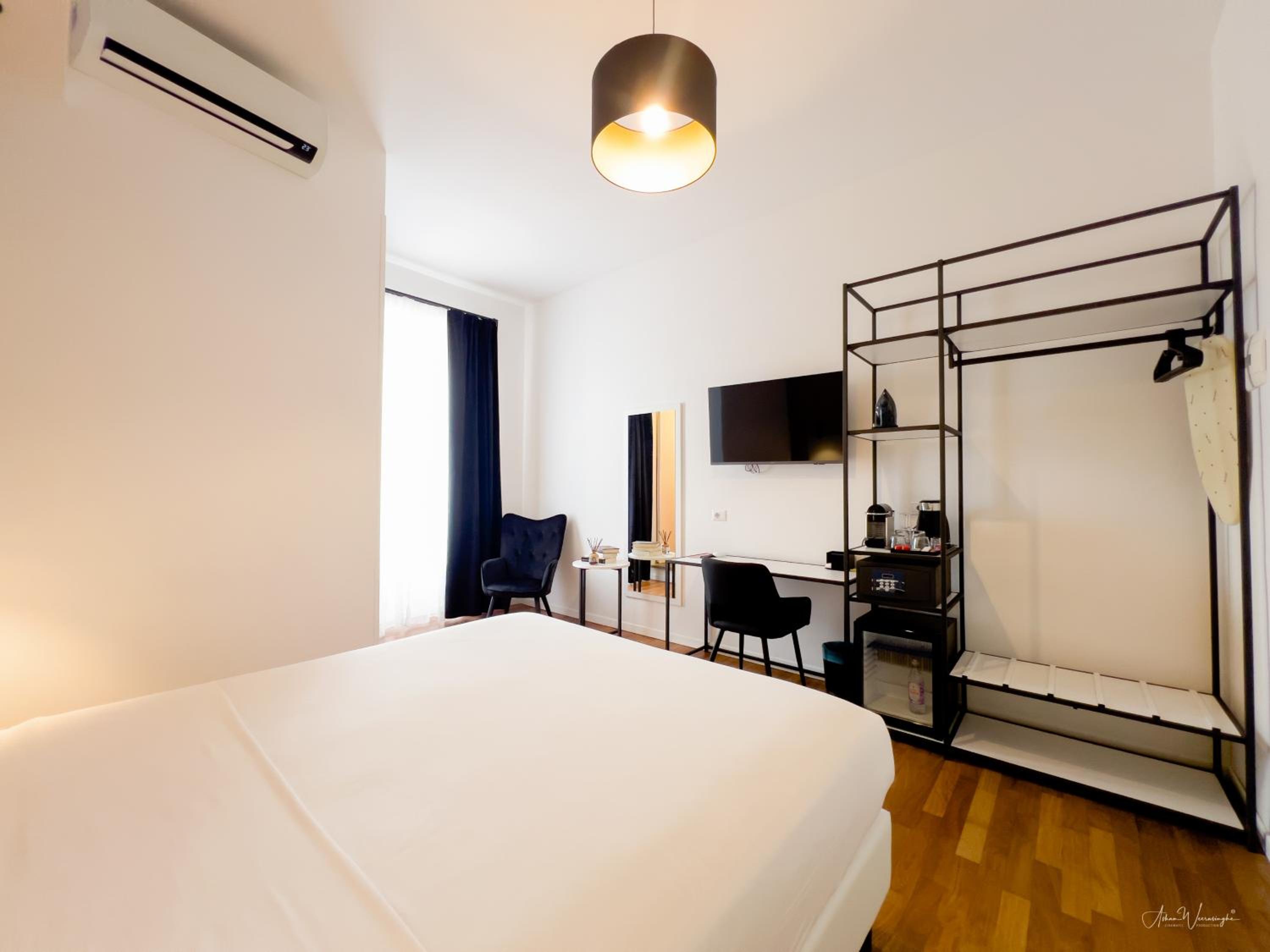 Queen Room