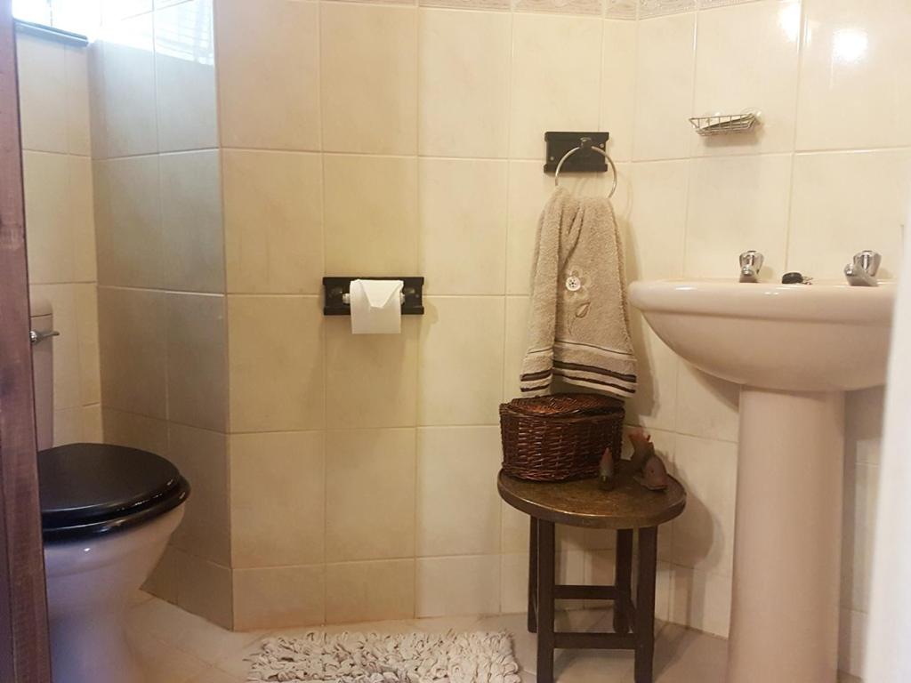 Double Room with Private Bathroom photo 2