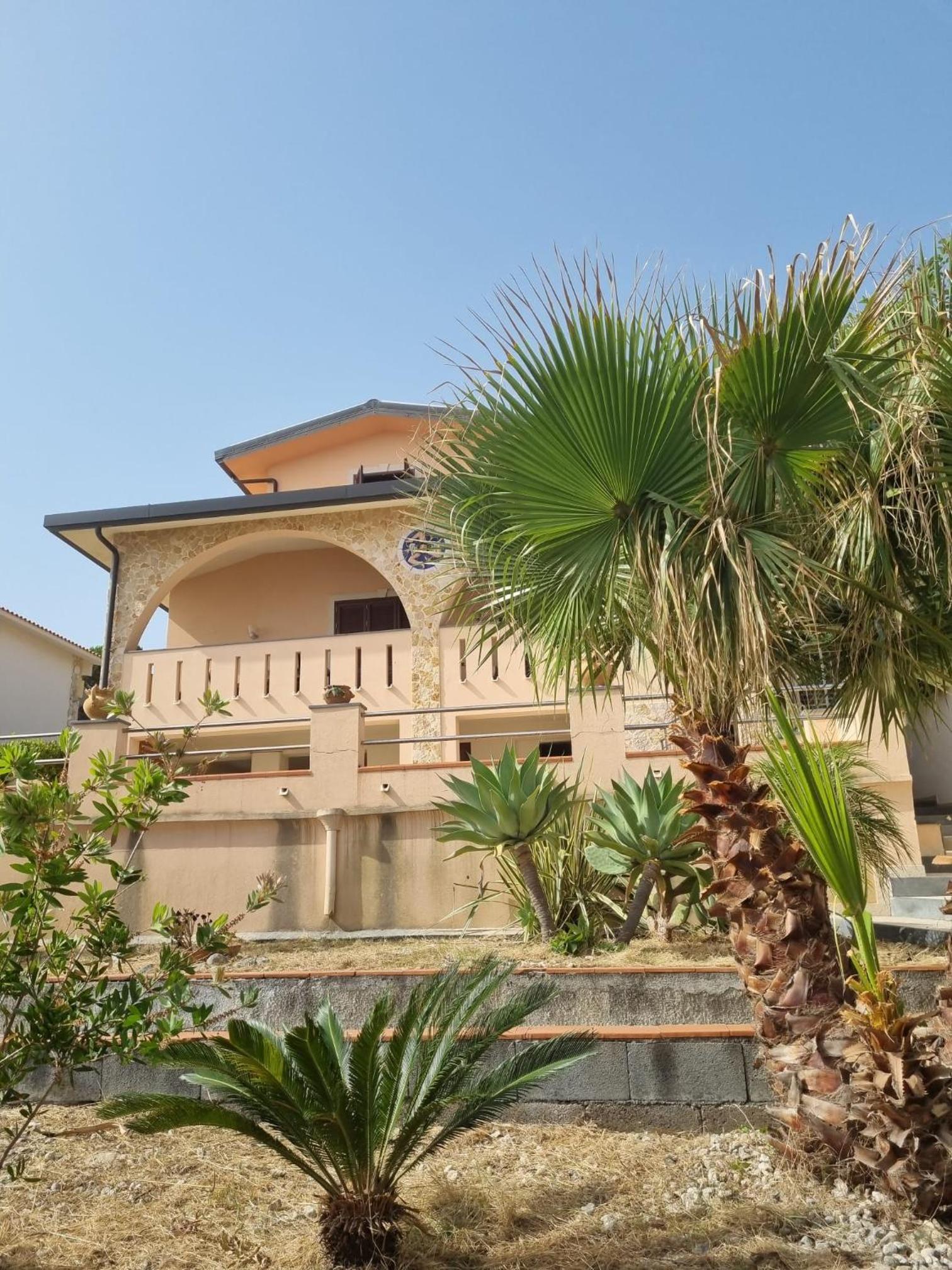 Villa with Sea View photo 3