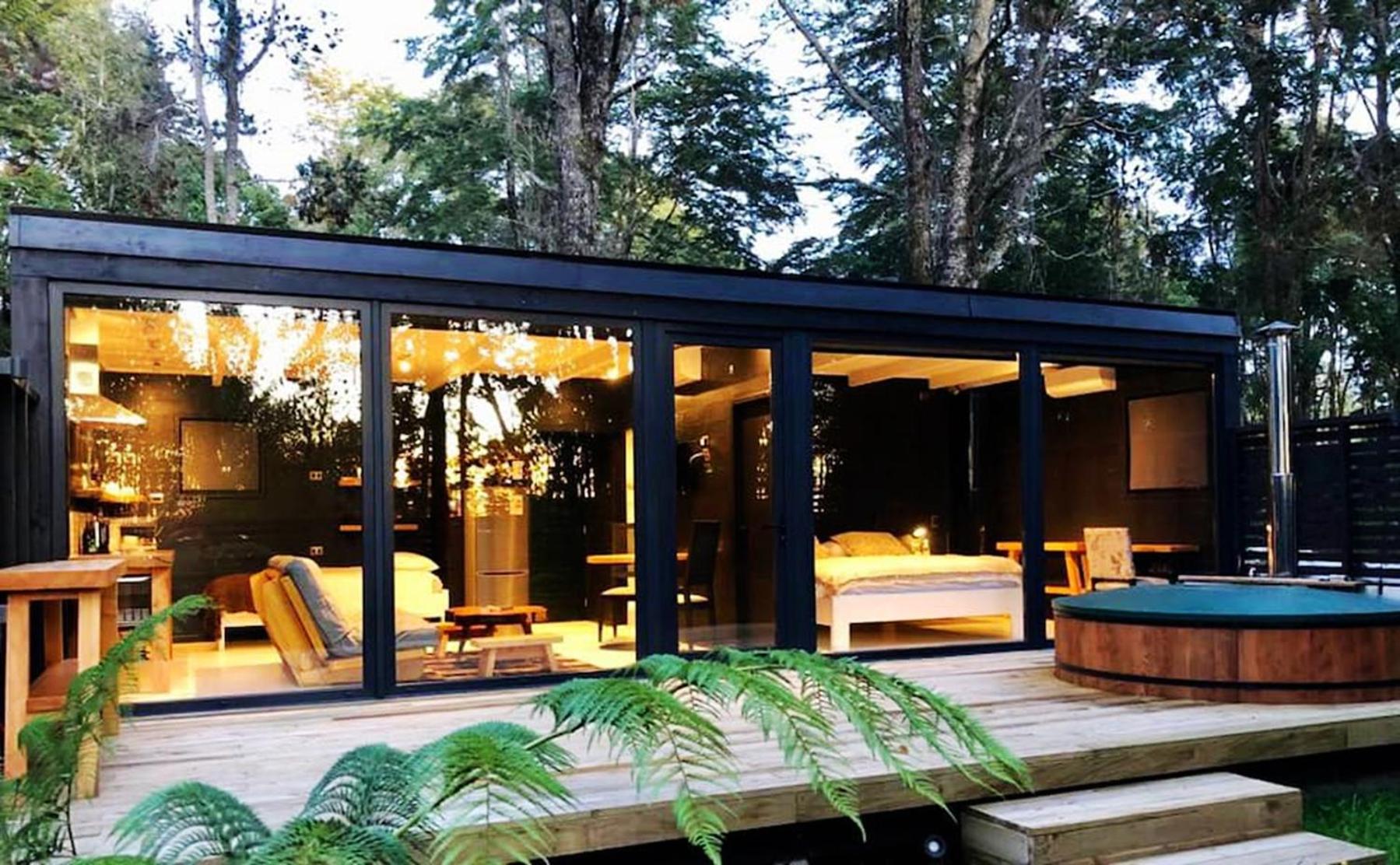 One-Bedroom House photo 2