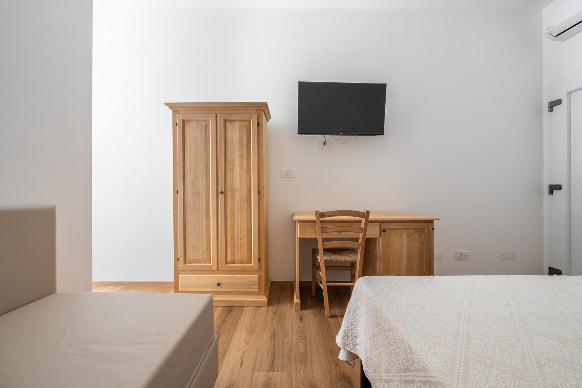 Double or Twin Room with Private Bathroom