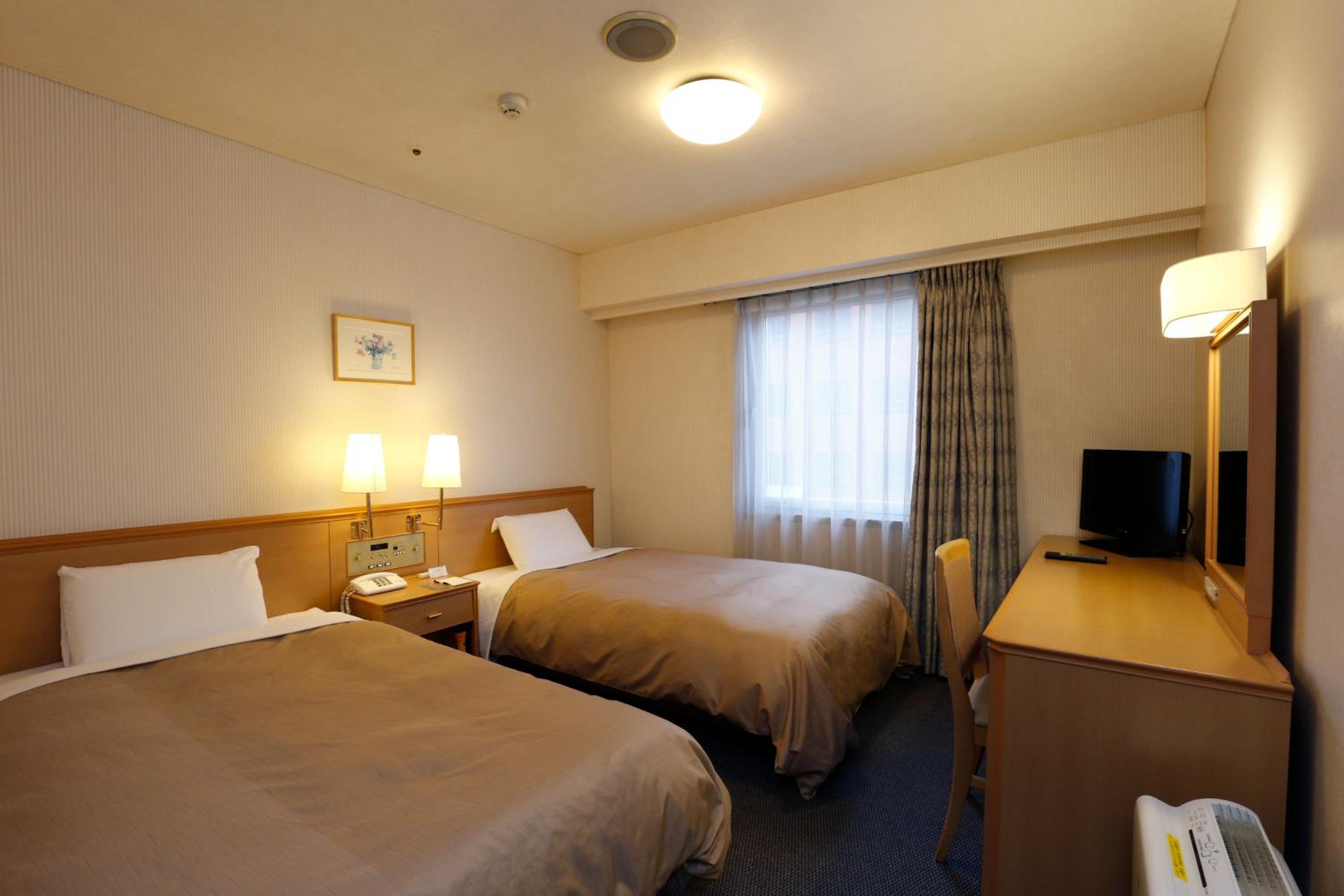 Twin Room - Non-Smoking
