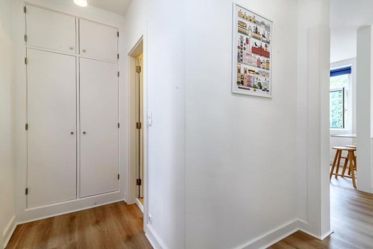One-Bedroom Apartment - Photo 10
