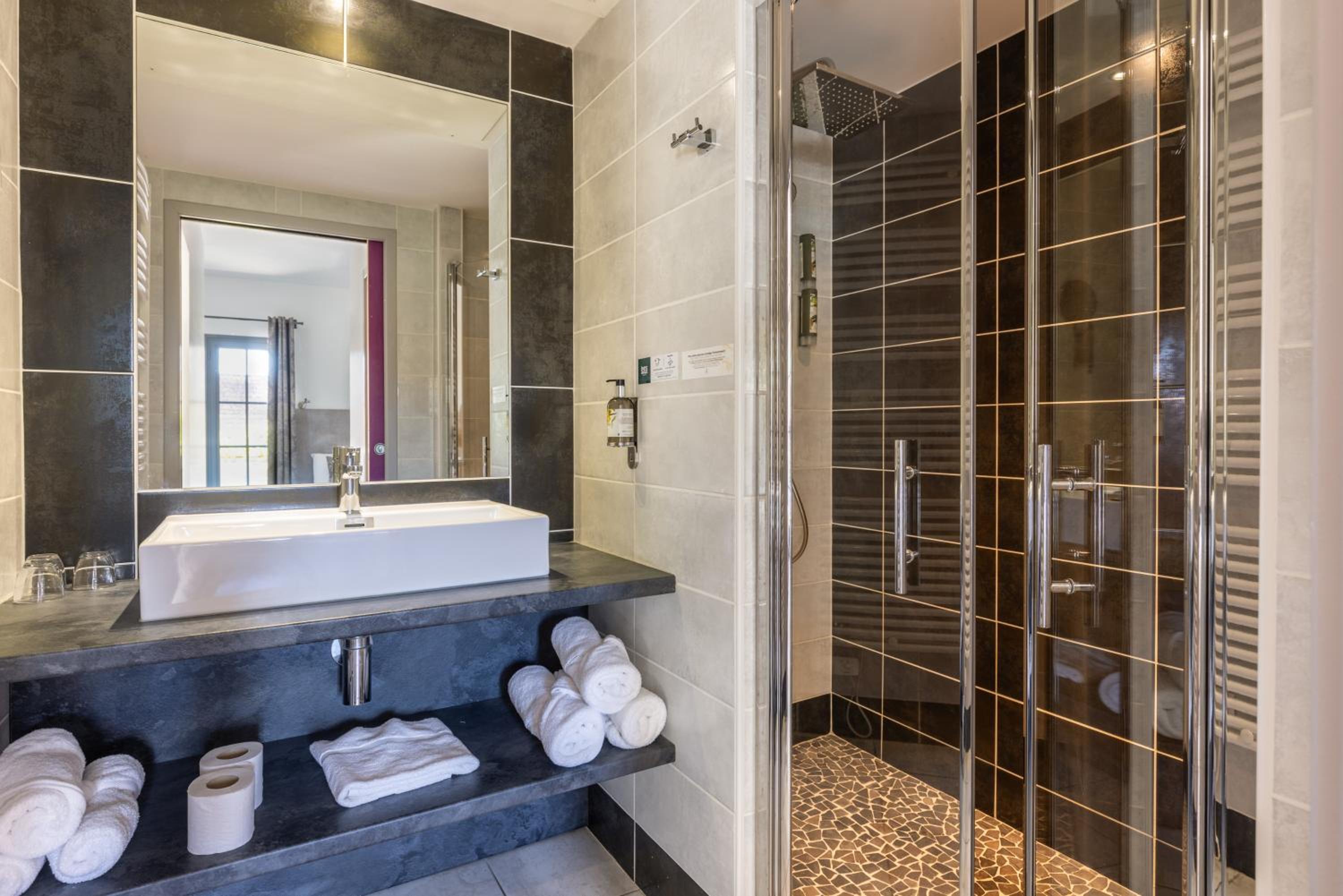 Superior Triple Room photo 3