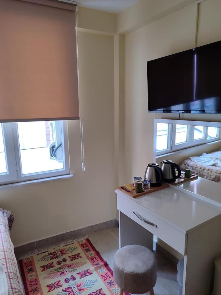 Double Room with Private Bathroom photo 3