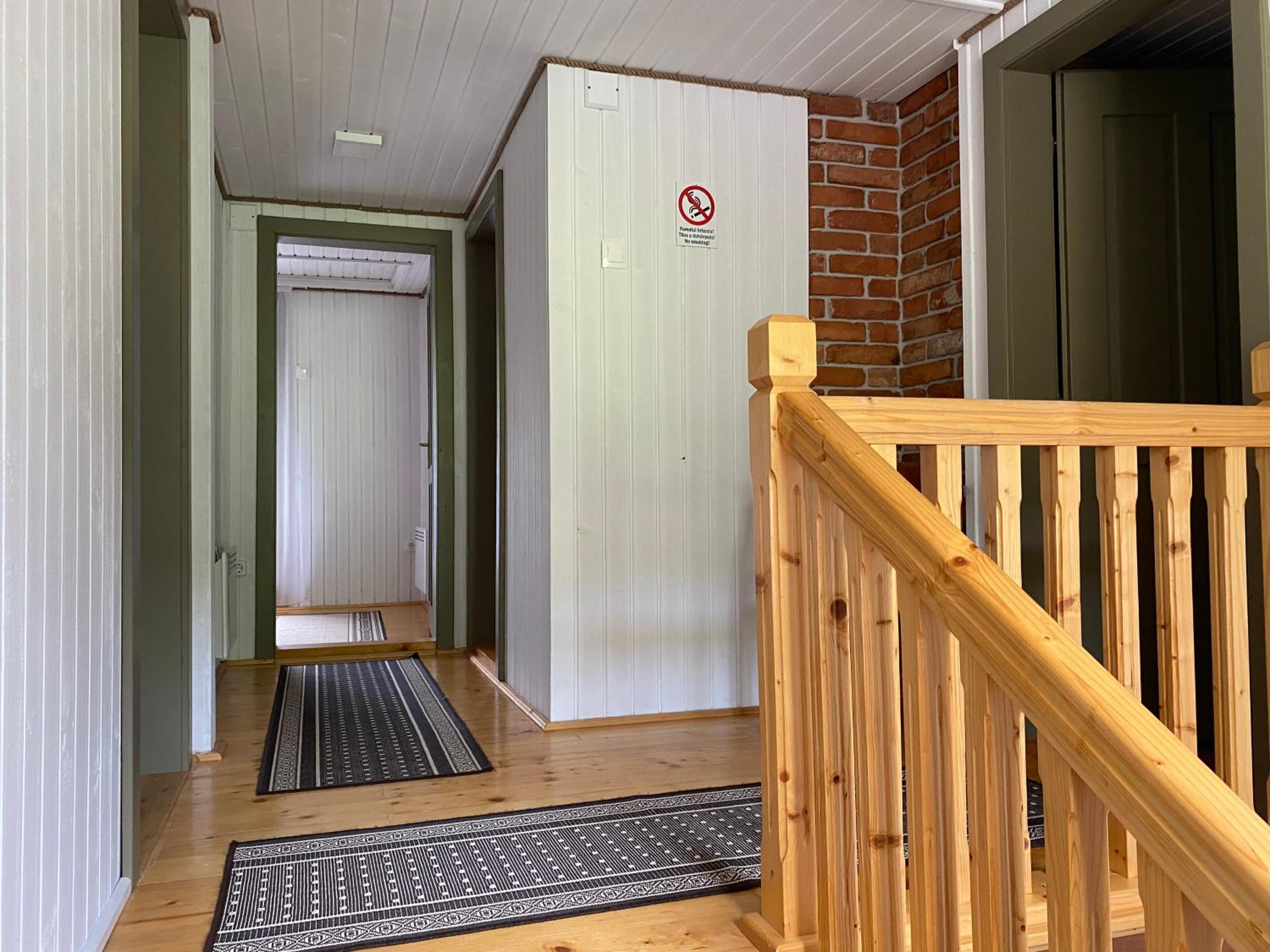 Four-Bedroom House photo 2