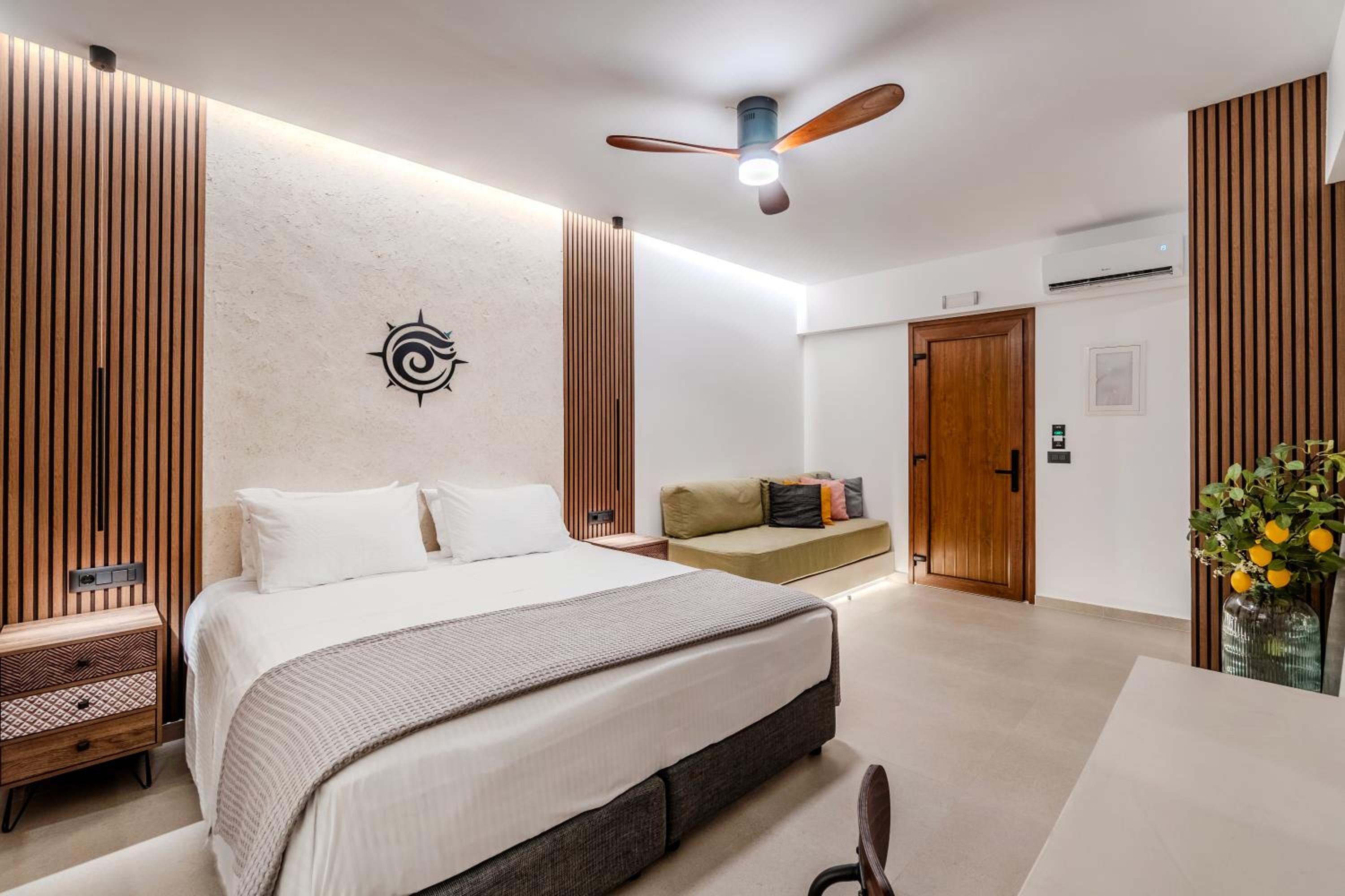 Superior Suite with Sea View photo 3