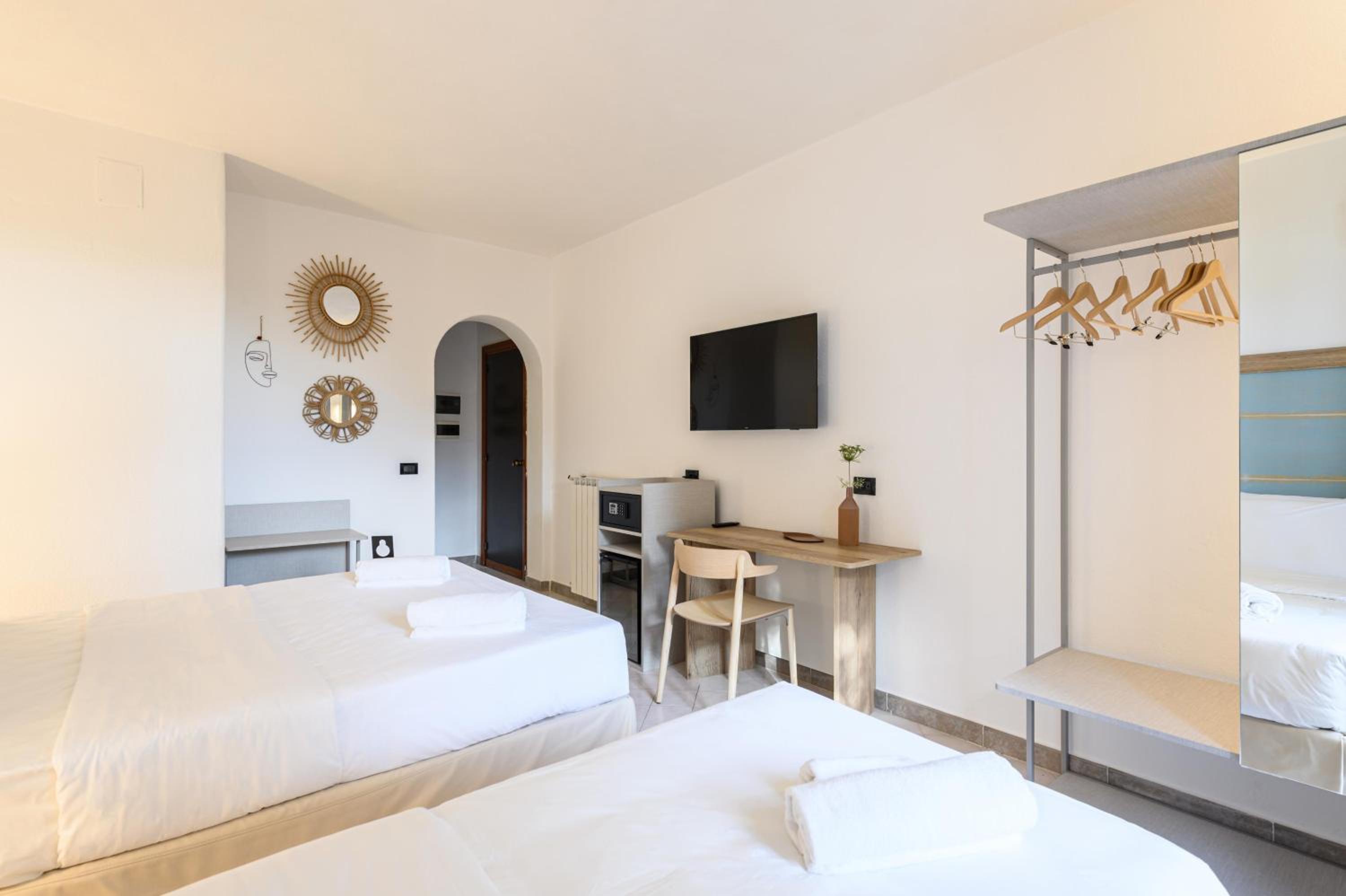 Superior Triple Room - Photo 4