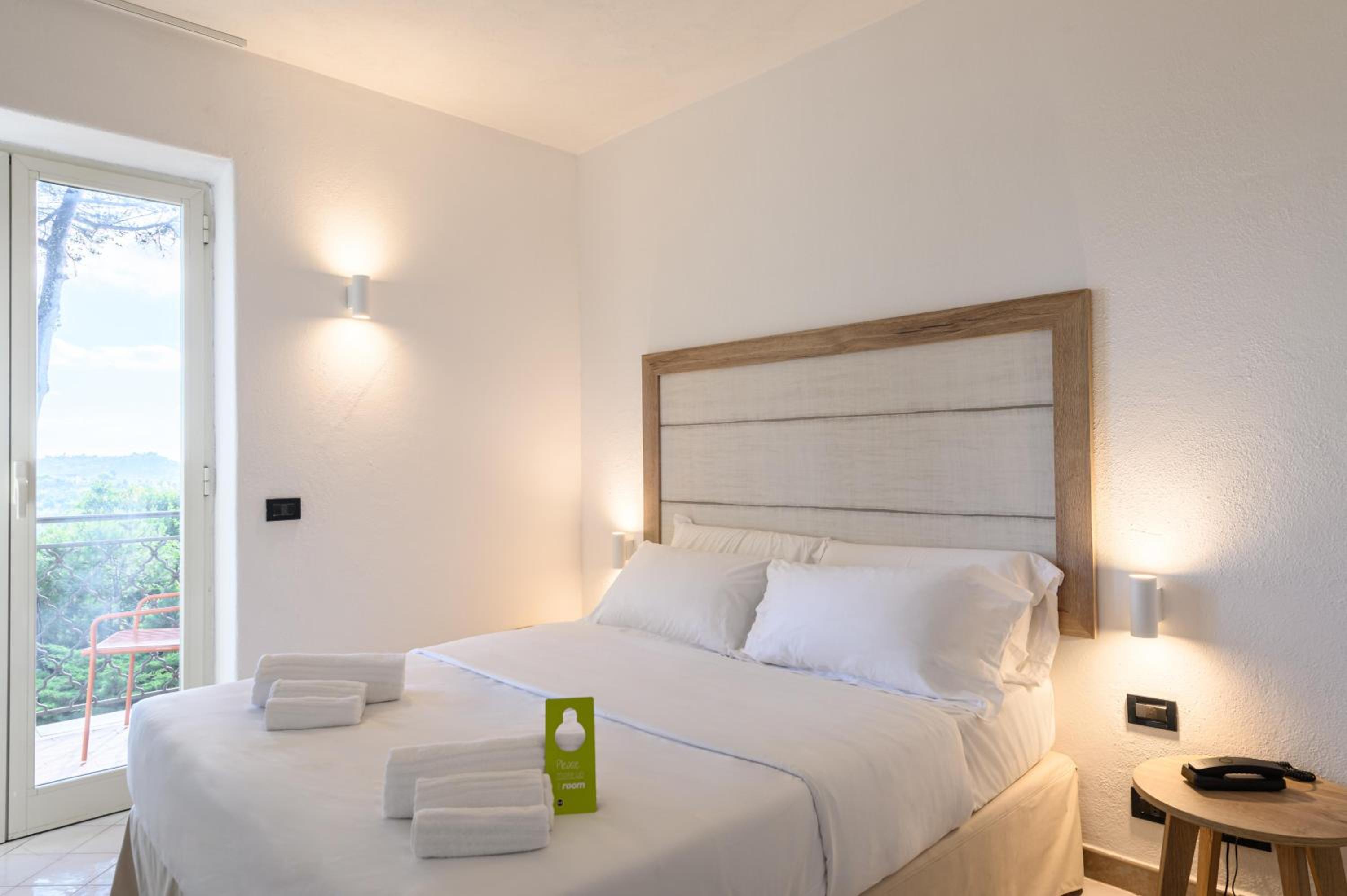 Superior Double Room - Photo 2