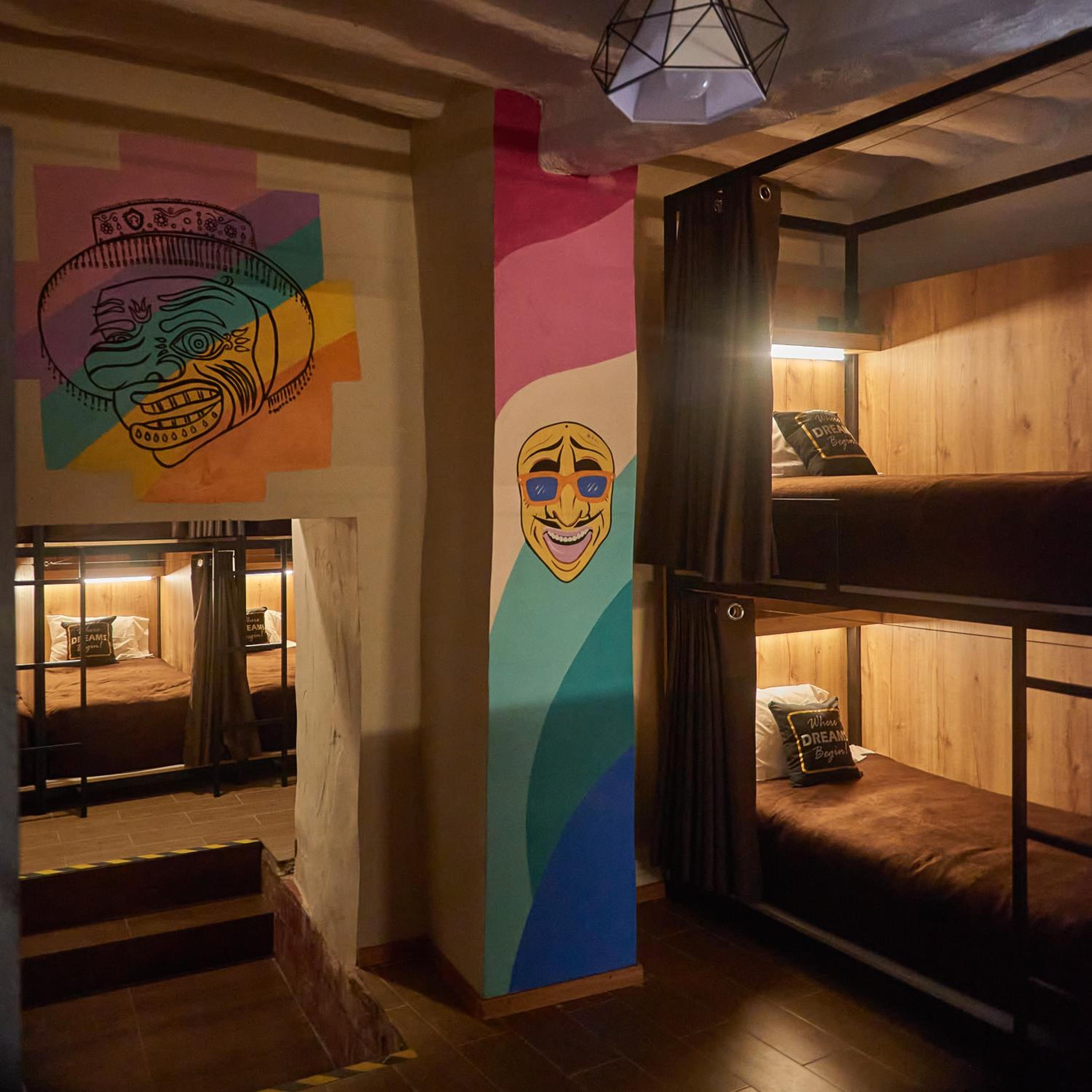 Bunk Bed in Mixed Dormitory Room