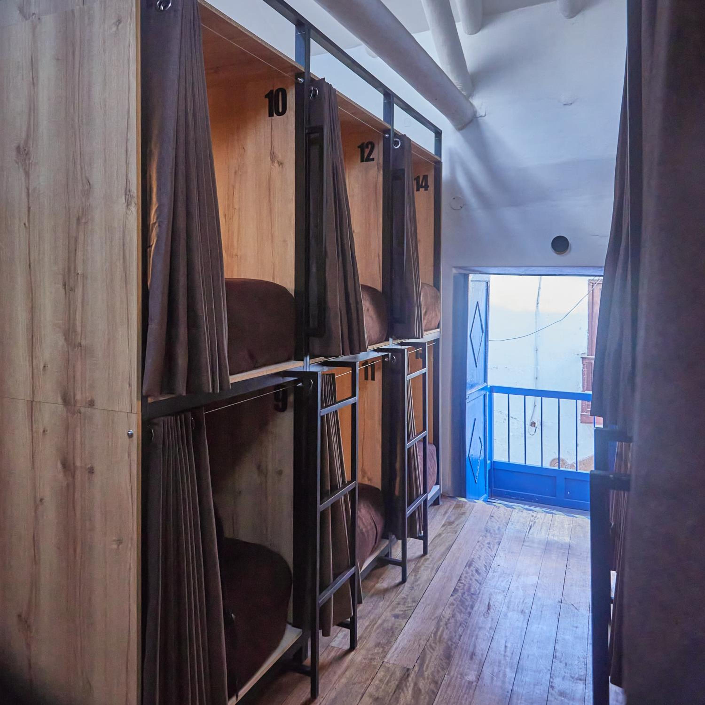 Bunk Bed in Mixed Dormitory Room