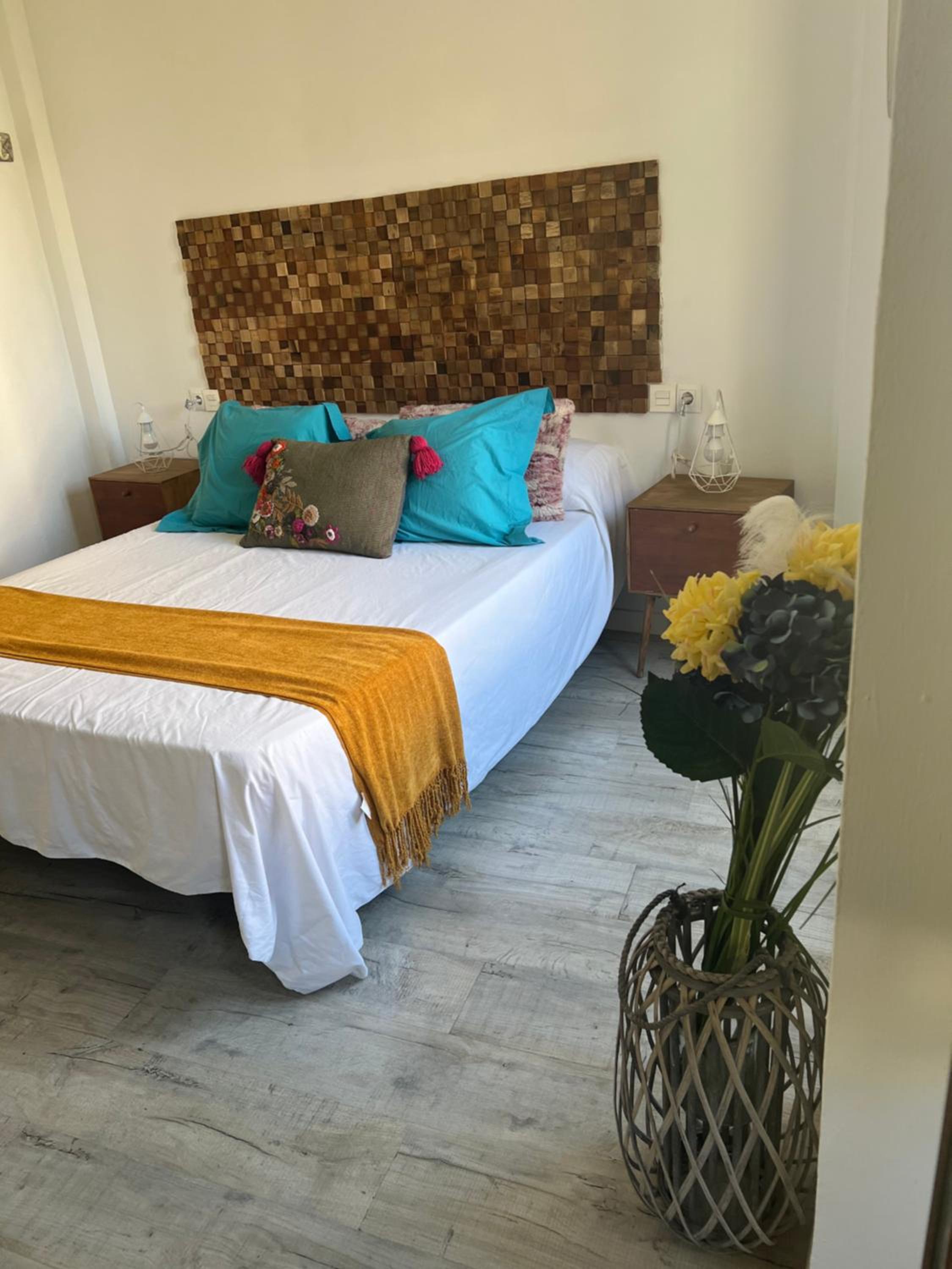 One-Bedroom Apartment - Photo 6