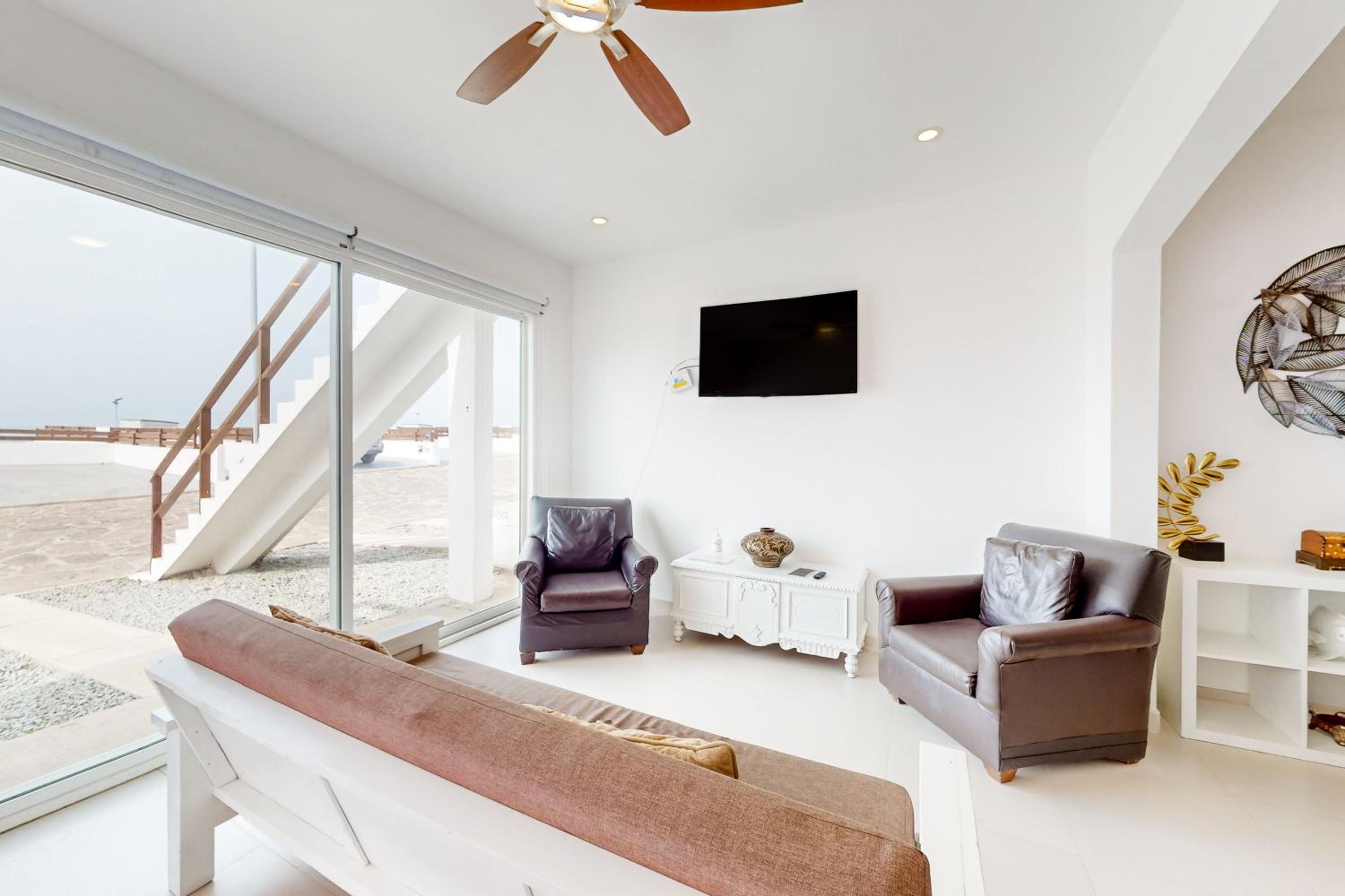 Three-Bedroom House photo 1