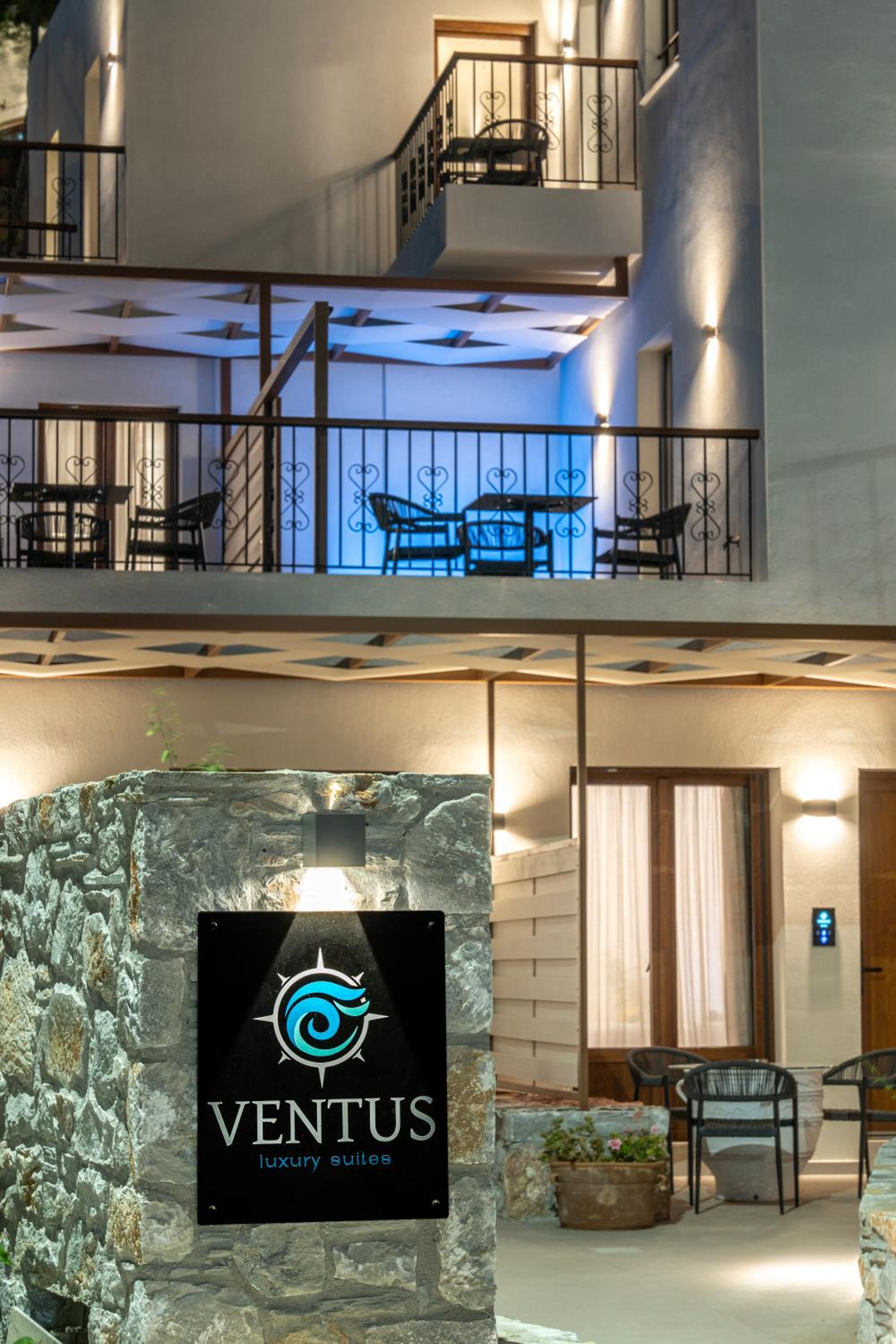 King Suite with Sea View photo 2