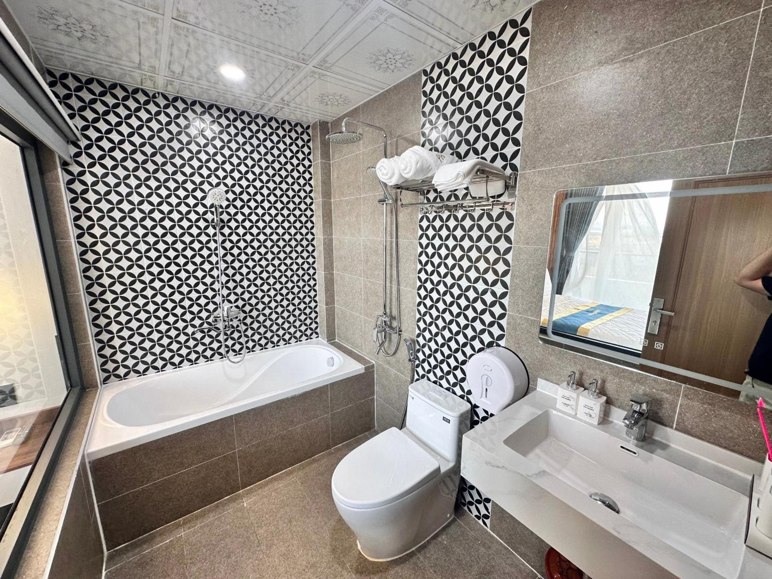 Deluxe Double Room photo 2