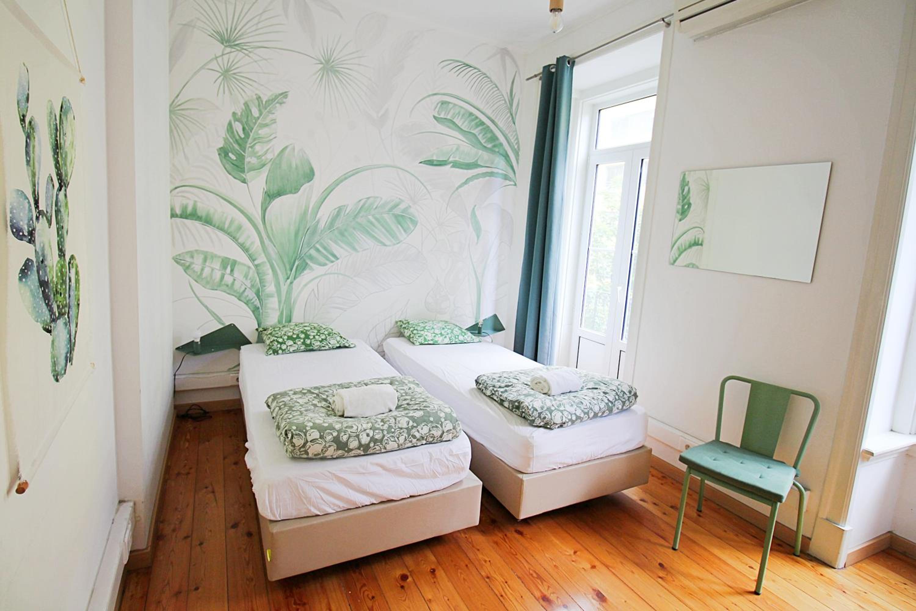 Double Room with Shared Bathroom photo 2