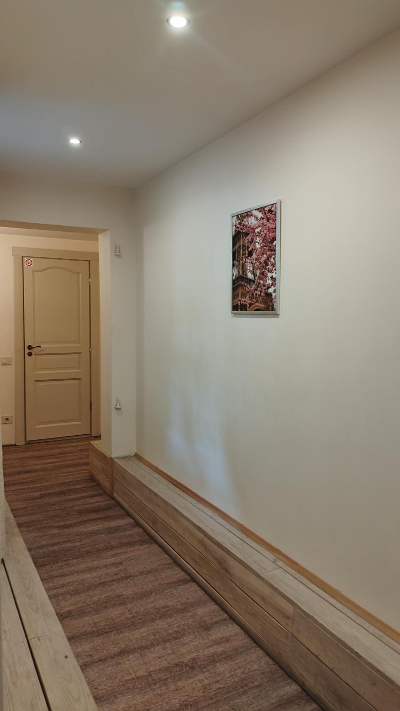 Twin Room with Bathroom - Photo 7