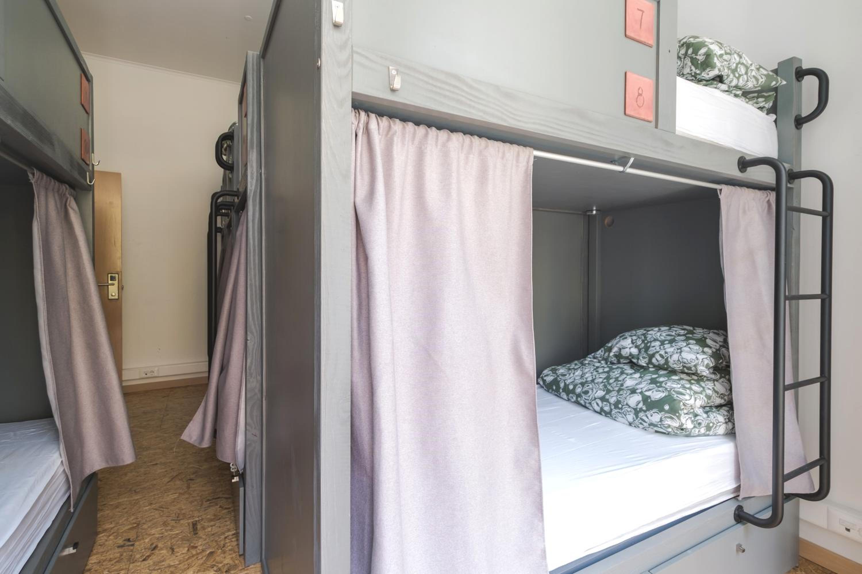 Single Bed in 10-Bed Dormitory Room photo 1