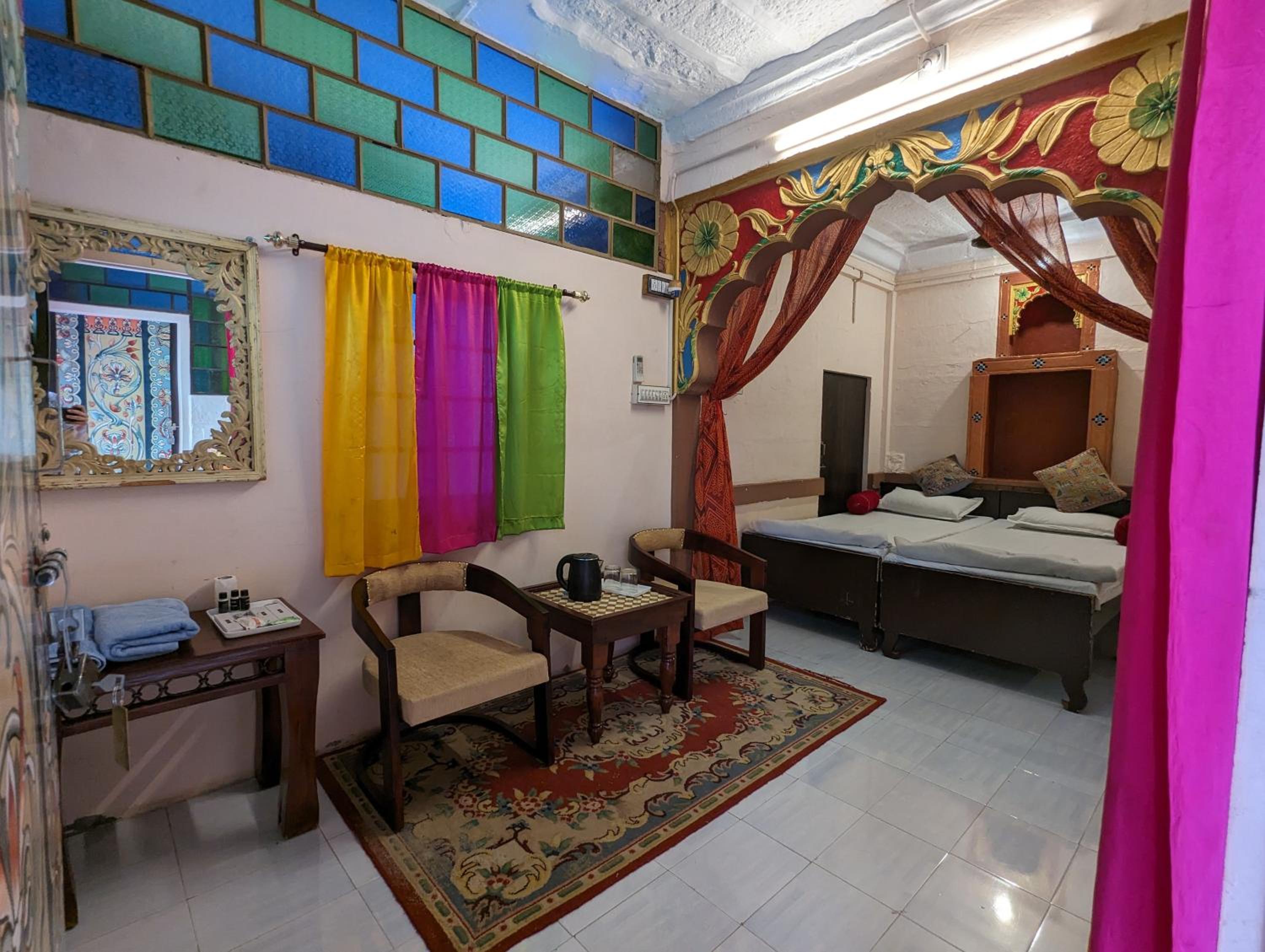 Budget Double Room - Photo 15
