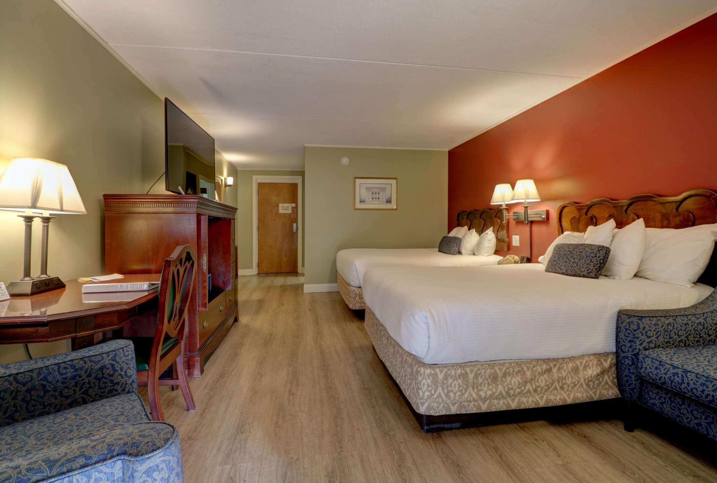 Queen Room - Photo 9