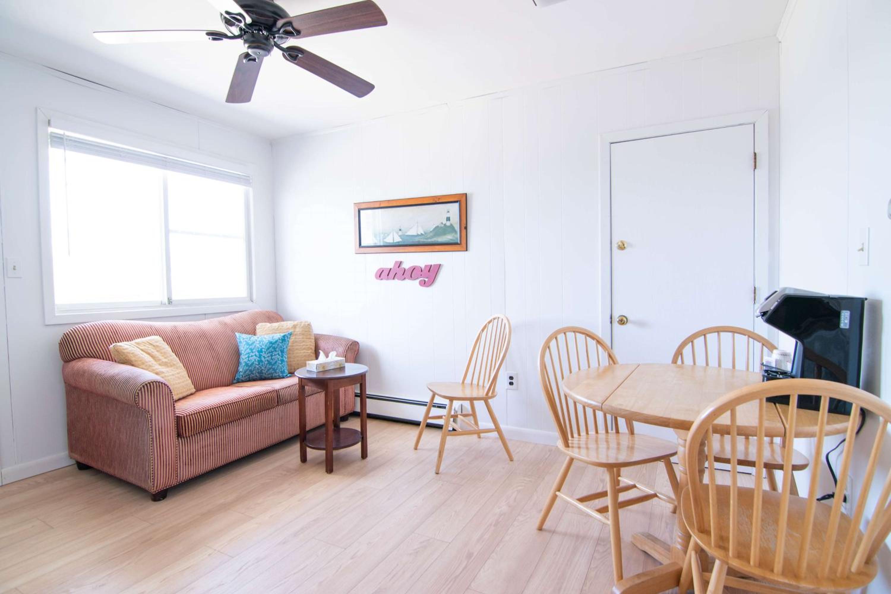 Pierce St w/ with Living Area photo 1