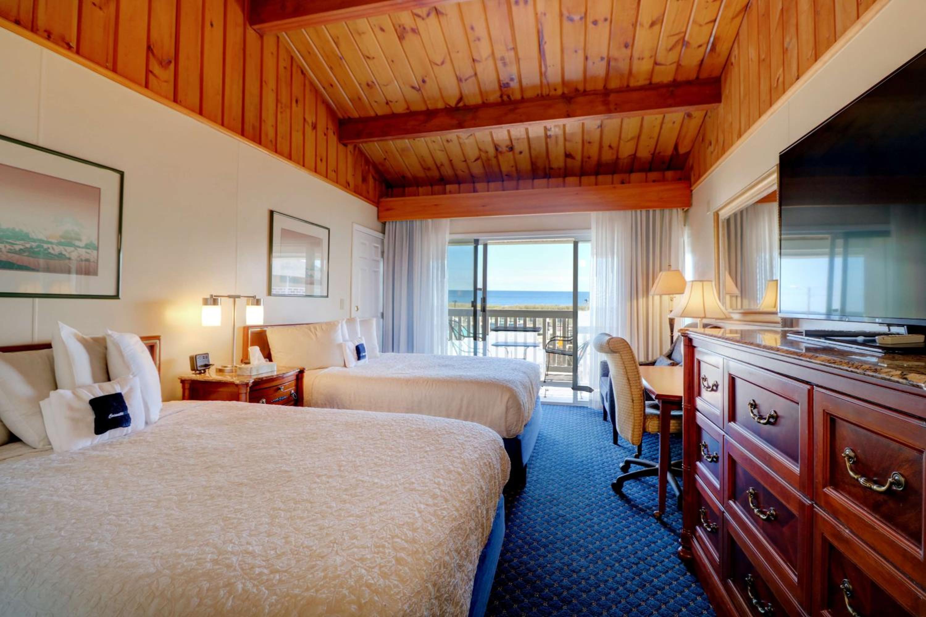 Oceanfront Two Queens 2nd Floor photo 1