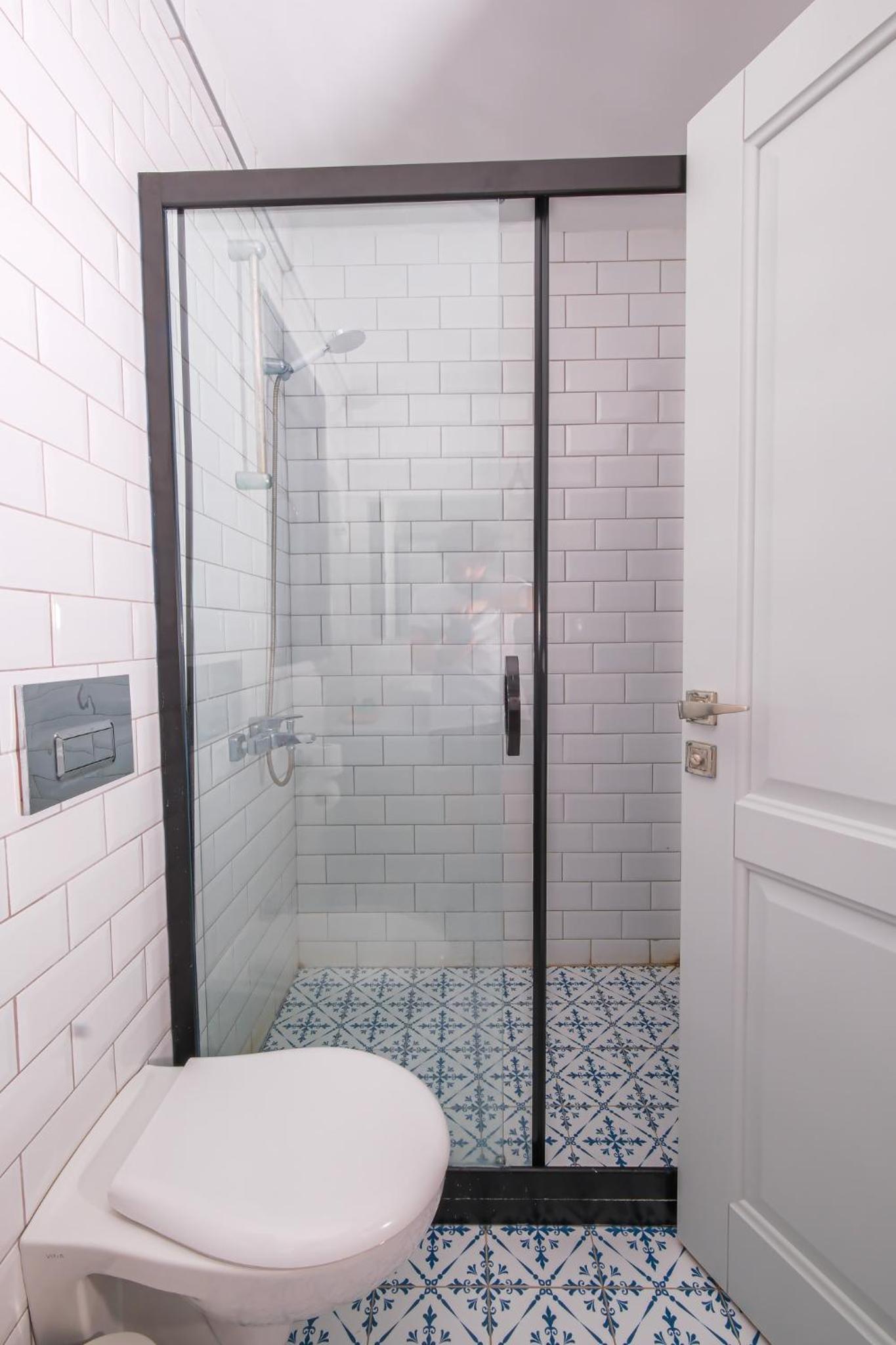 Suite with Pool View